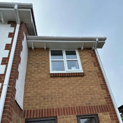 House in Broadstone Poole with new UPVC Fascias and Soffits and white square guttering