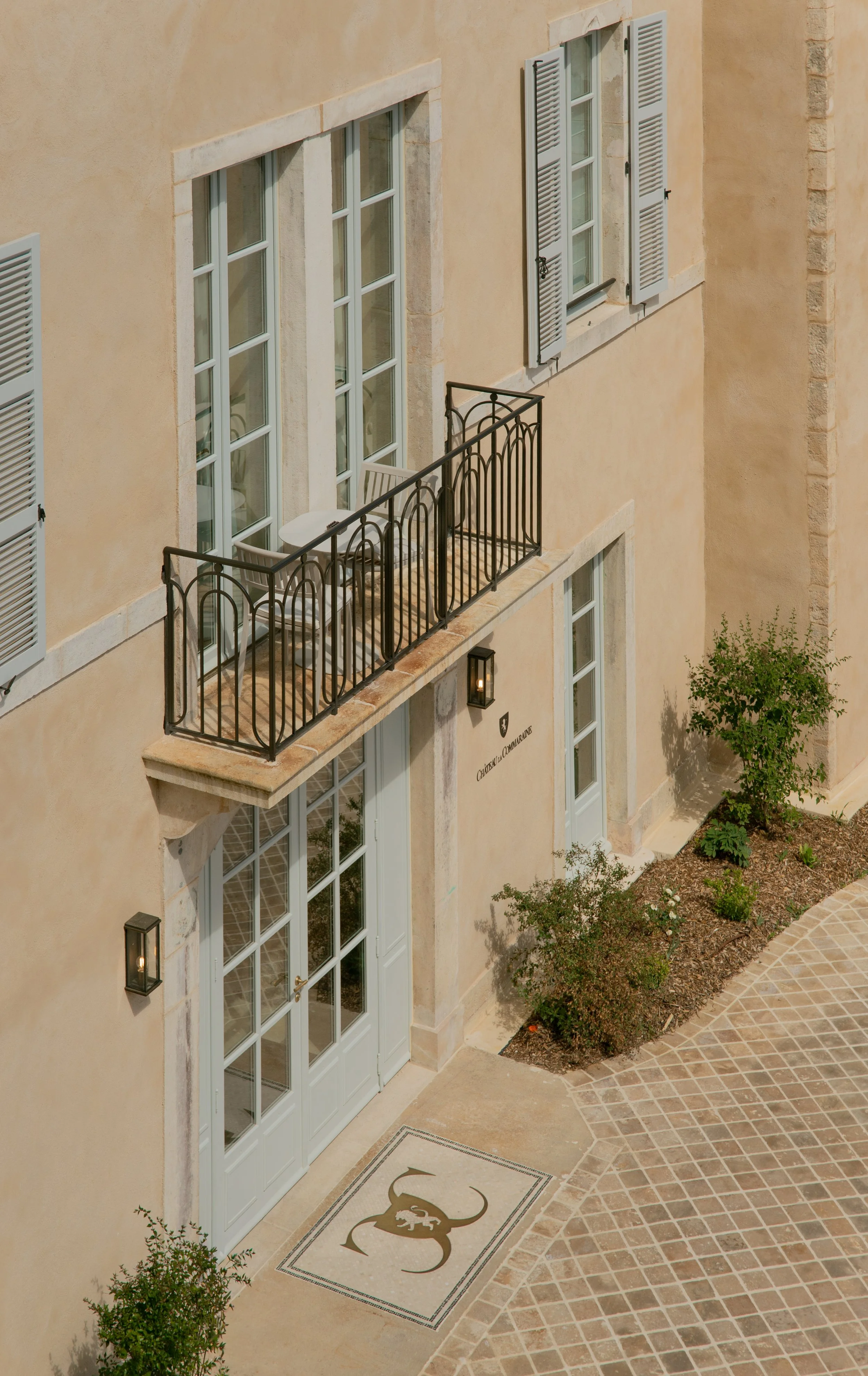 CHÂTEAU LA COMMARAINE