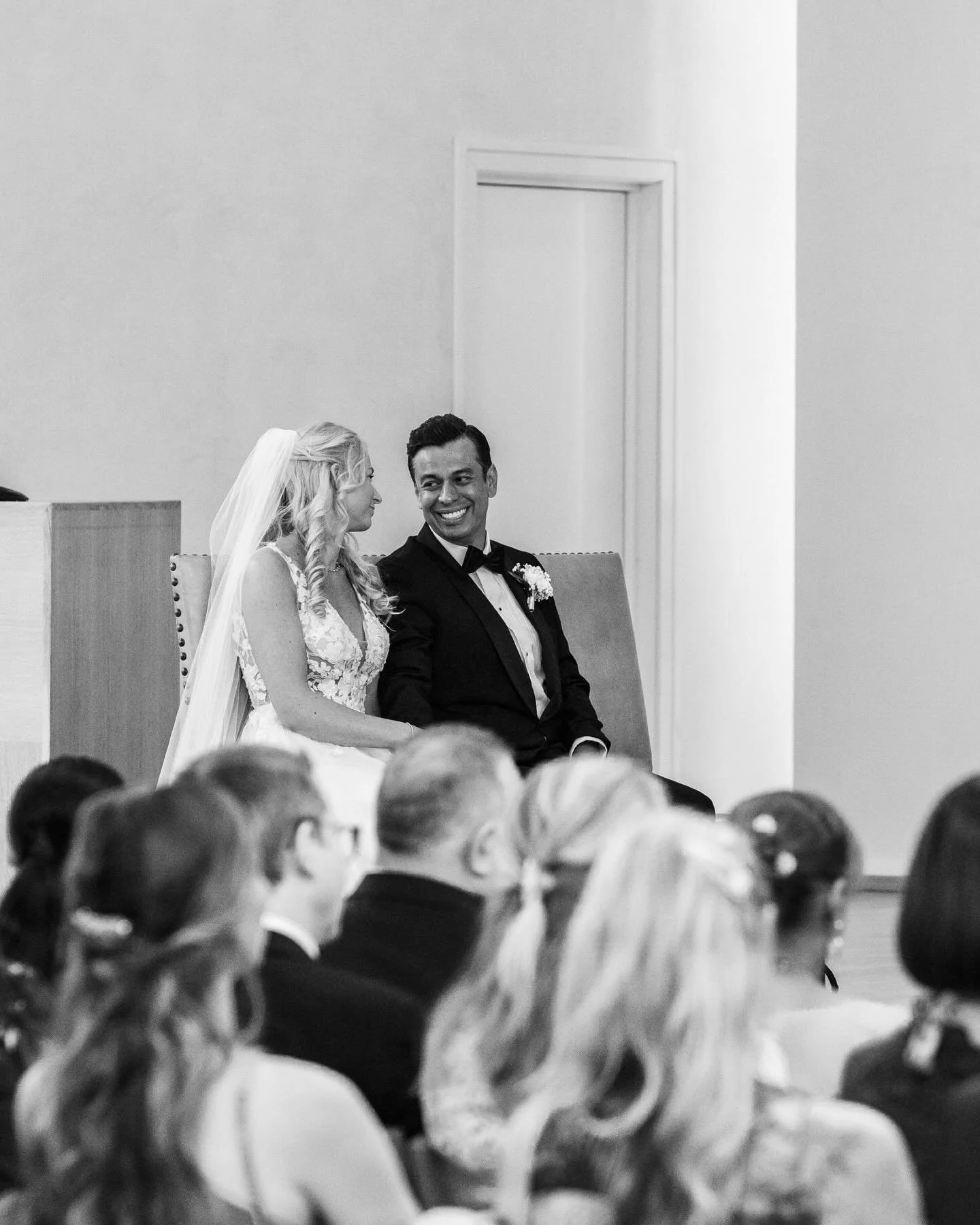 🖤🤍
Anette &amp; Aleksander

#weddingphotography #wedding #weddinginspiration #bryllupsfotograf #bryllupsfoto #oslove #canonr5