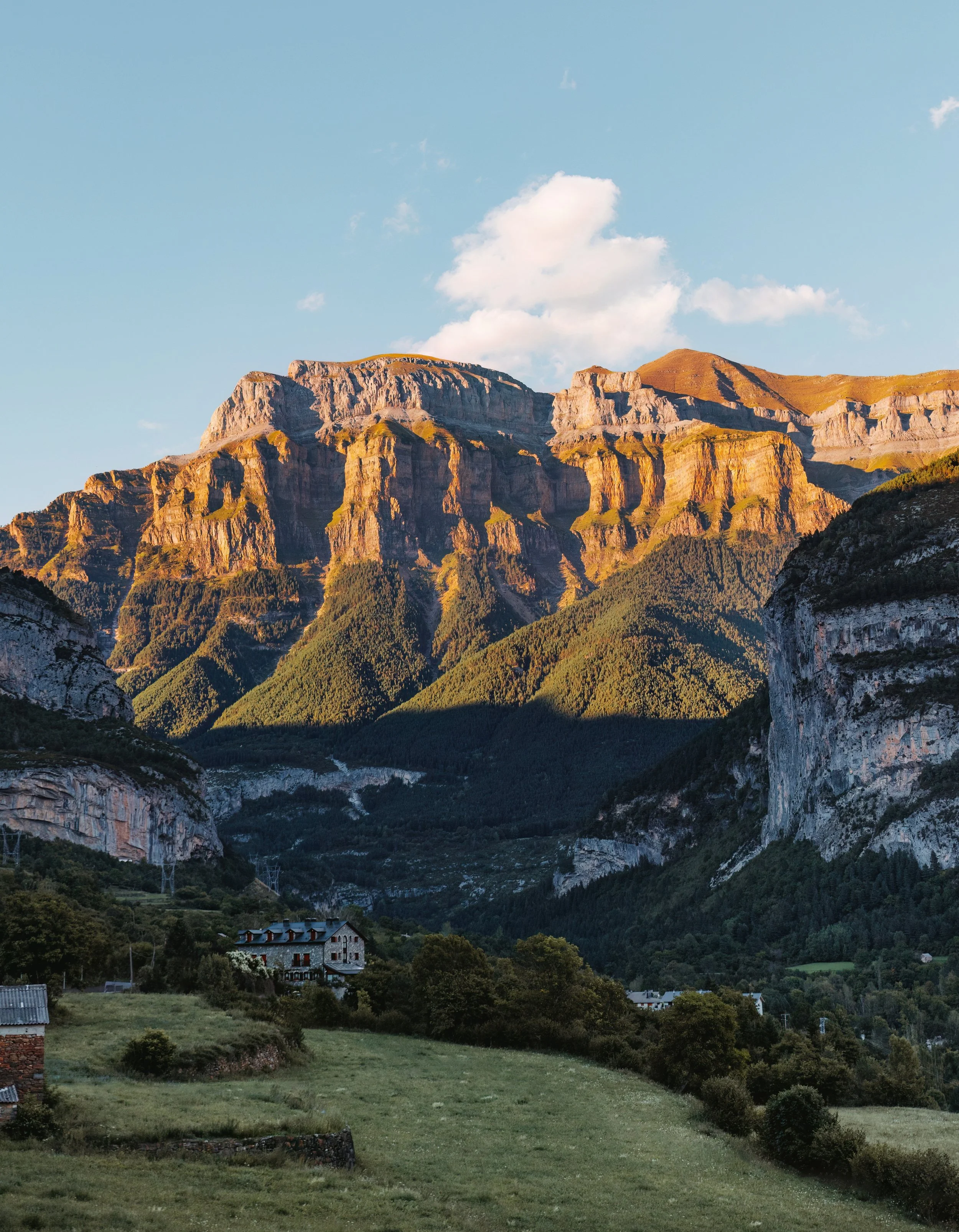 ordesa-national-park-mountains-and-the-natural-env-2026-03-10-22-00-34-utc.jpg