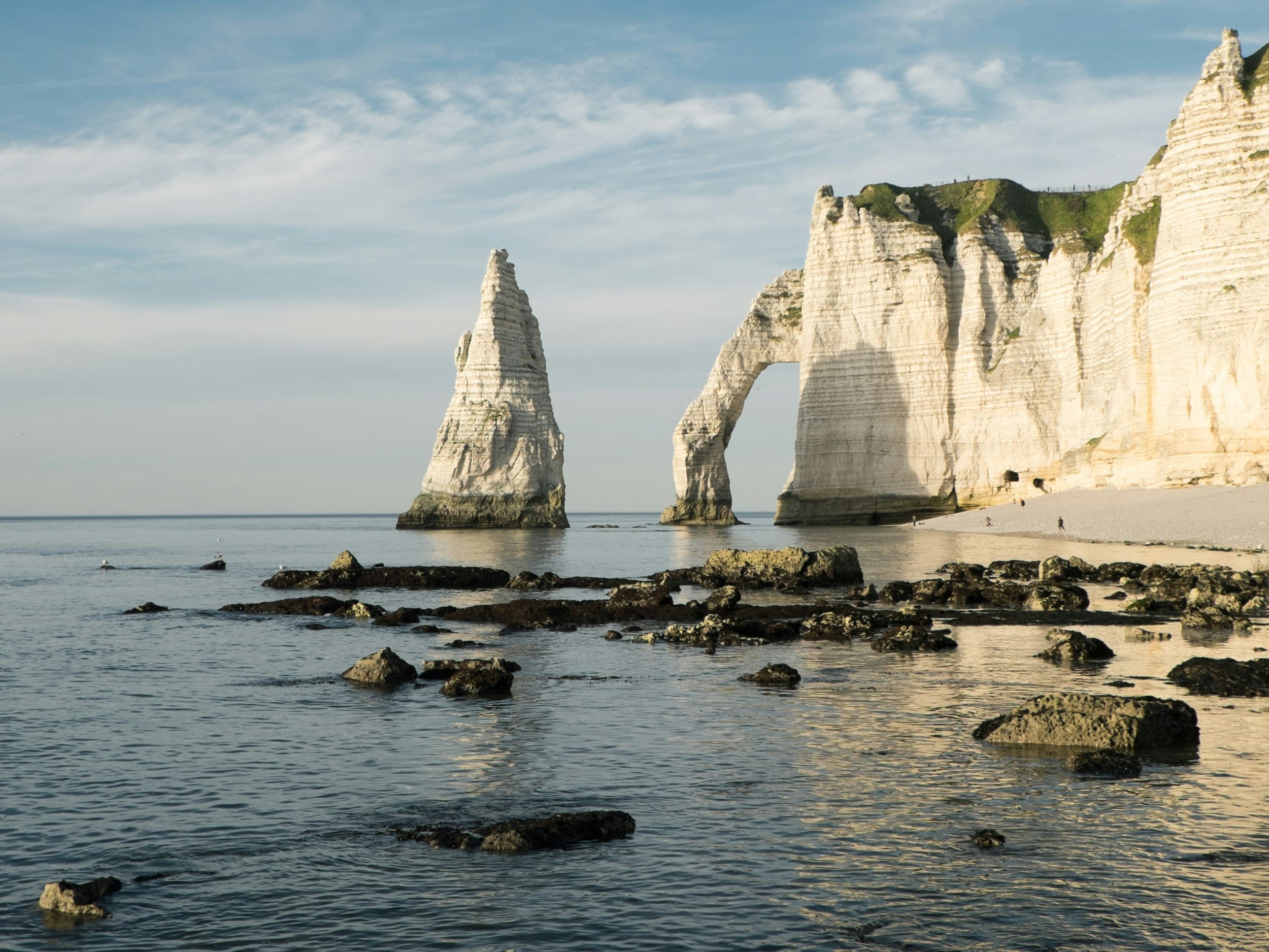 laurent-gence-K-KGoOvvHww-unsplash.jpg
