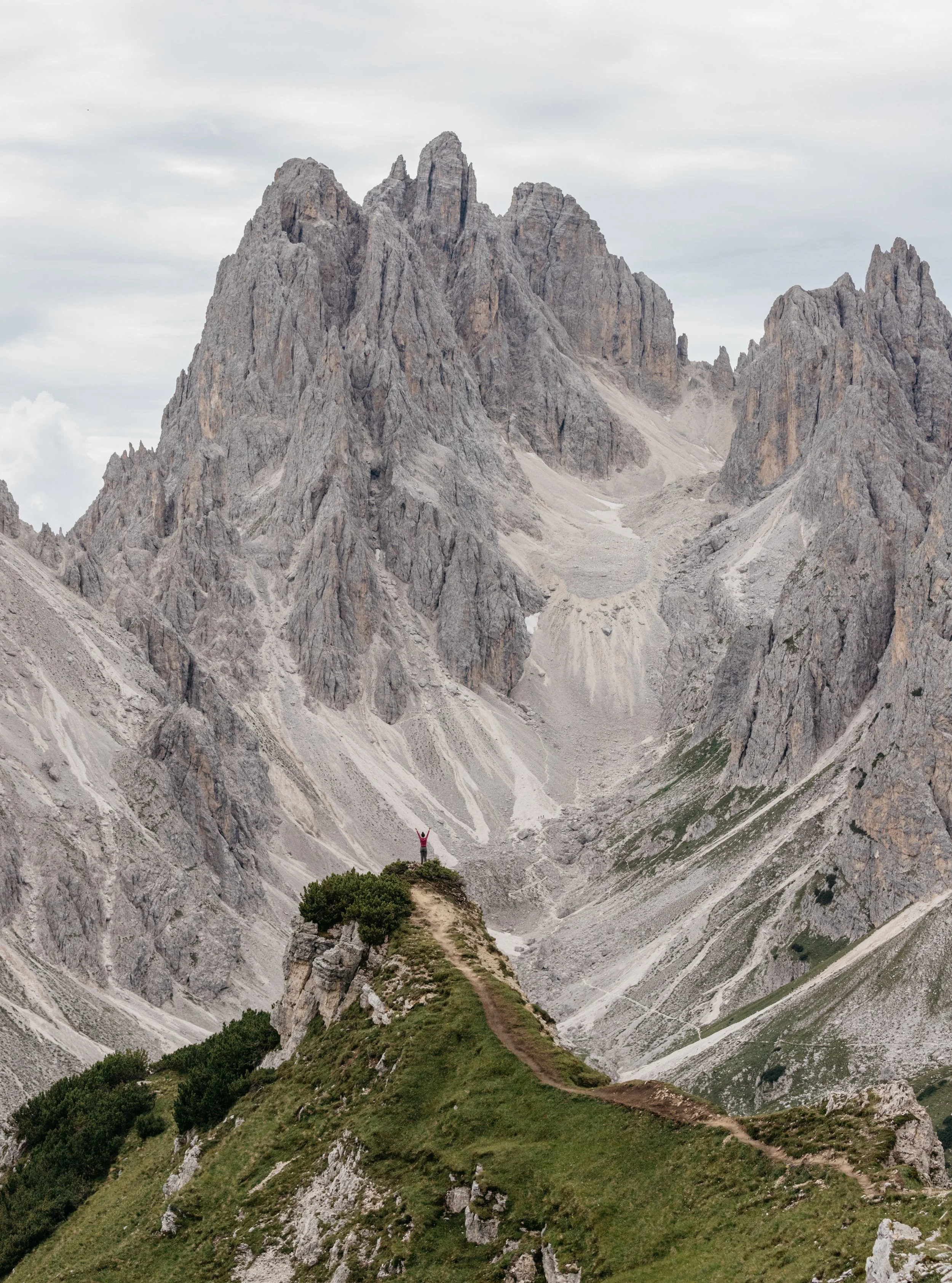 tiny-people-big-places-2026-03-17-00-41-00-utc.jpg