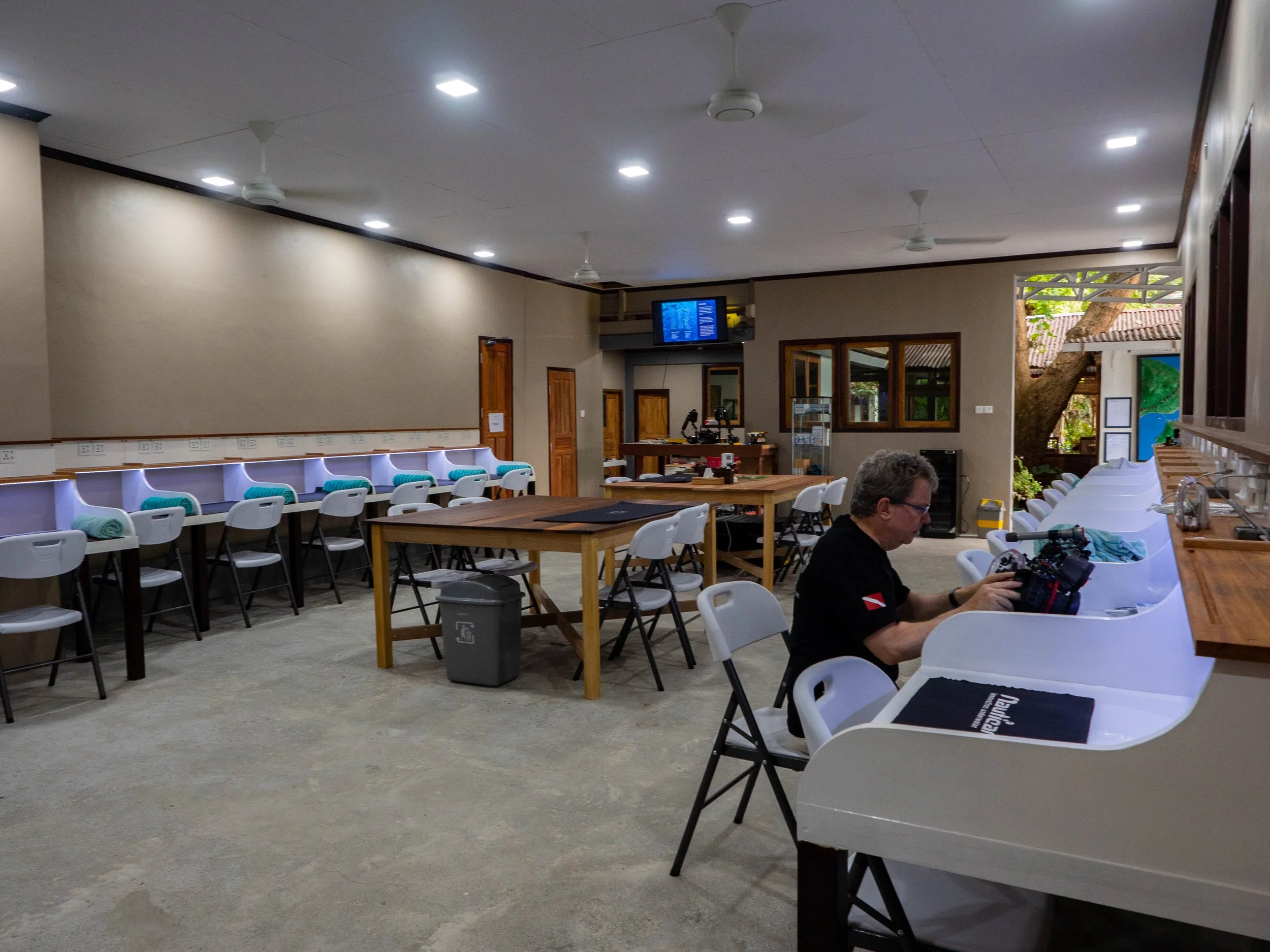 35 NAD-Lembeh Resort _ Camera Room.jpg