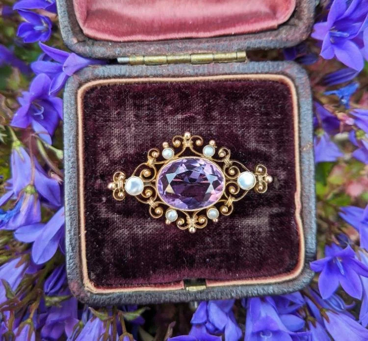 Objet occasion danger : ce que les meubles et bijoux d'occasion portent en eux
