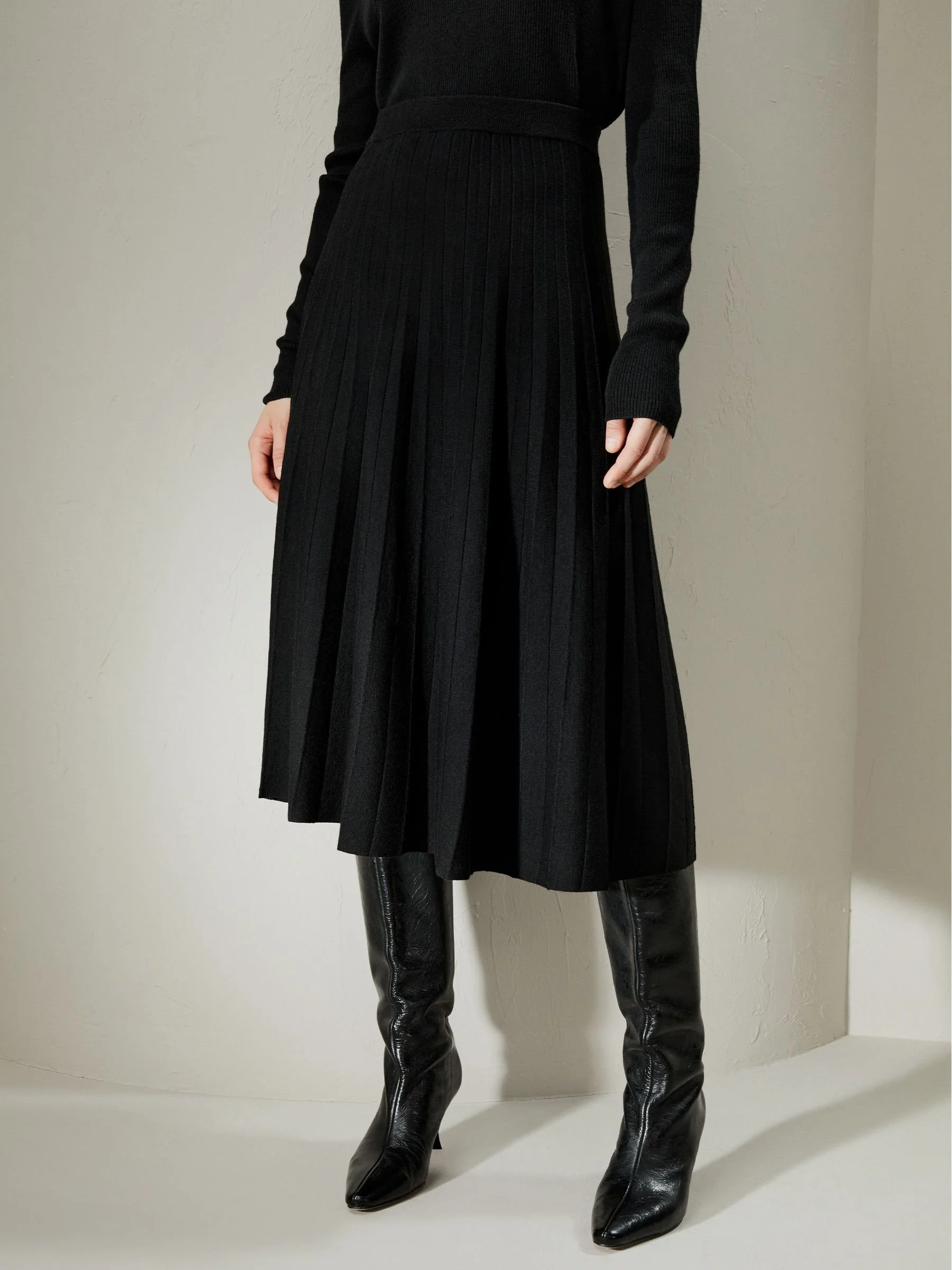 Ultra-fine Merino Wool Skirt