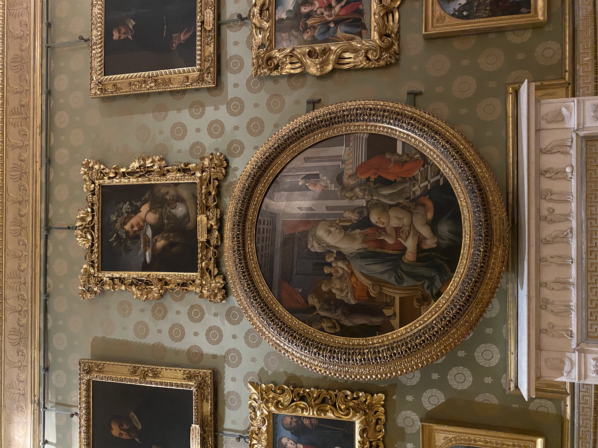 Fra Filippo Lippi
Bartolini Tondo, Madonna and Child
Pitti Palace