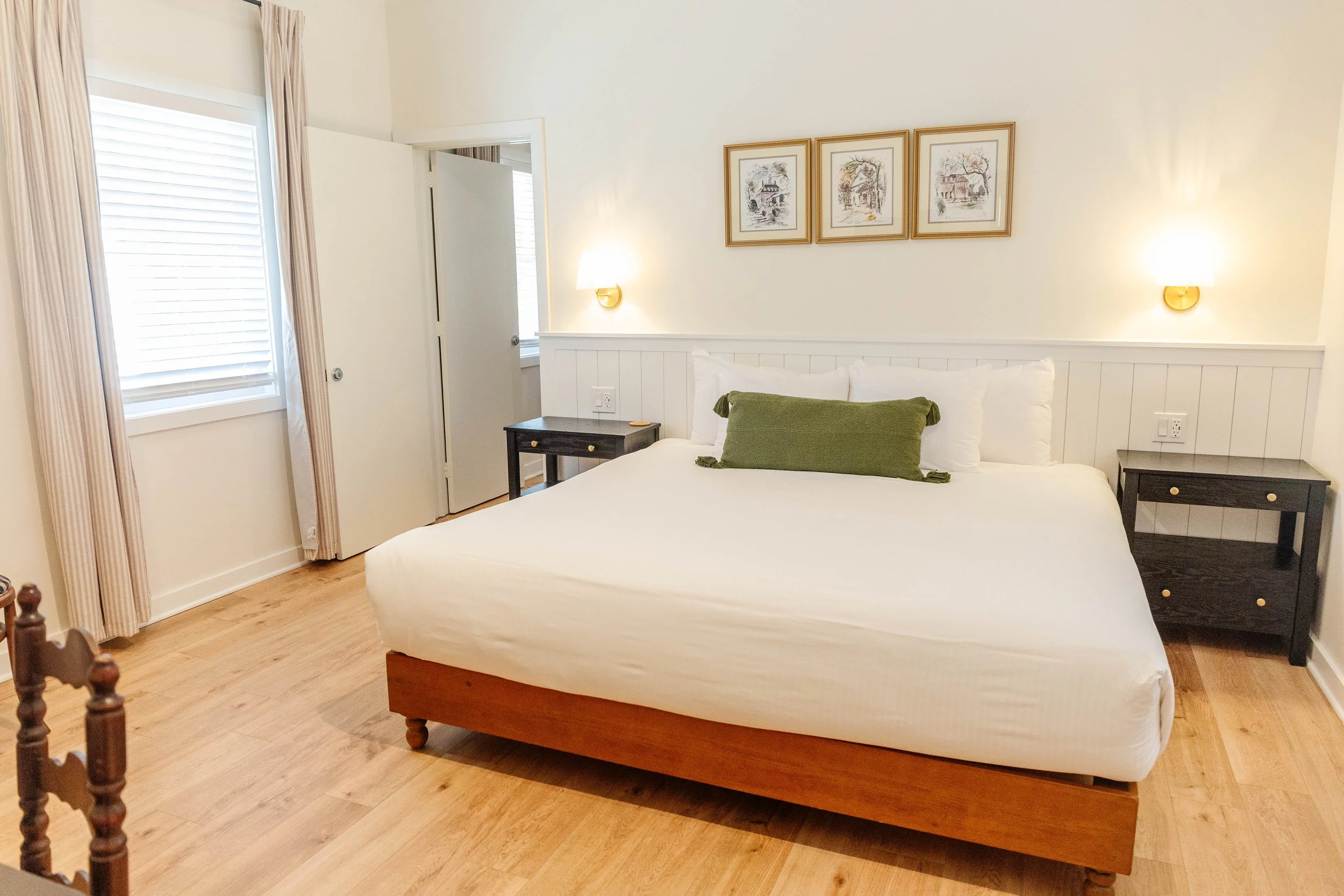 Room-Stock-Carrie-Waller-54 (2).jpg