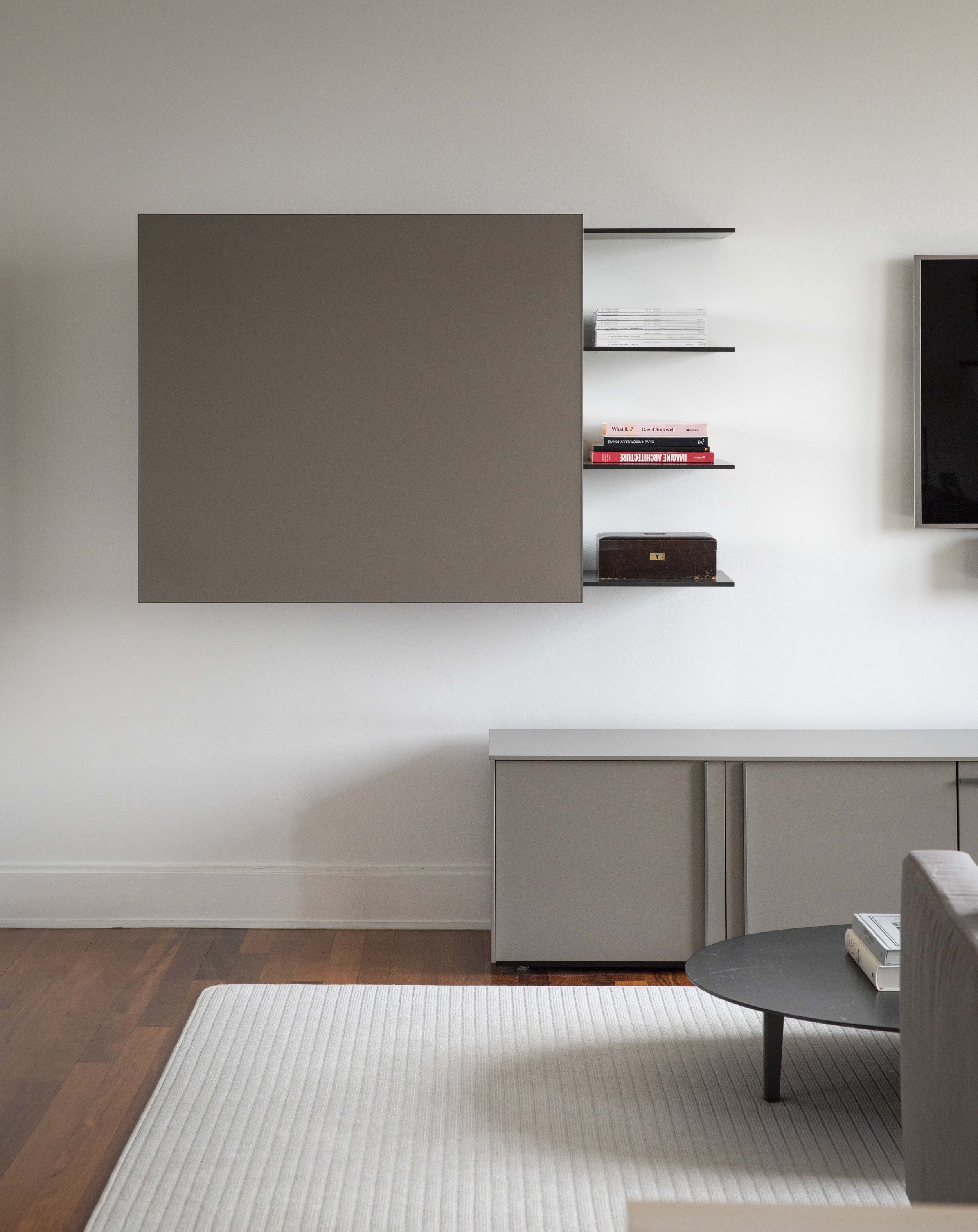 20230620_Ortega_Nicholas-Venezia_11 LIVING ROOM DETAIL MED.jpg