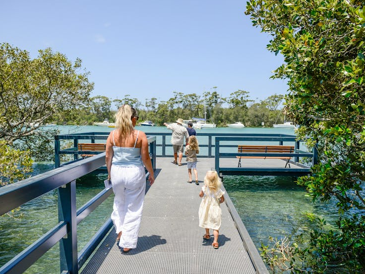 Full-Time Nanny/Family Assistant Darien CT J-20428