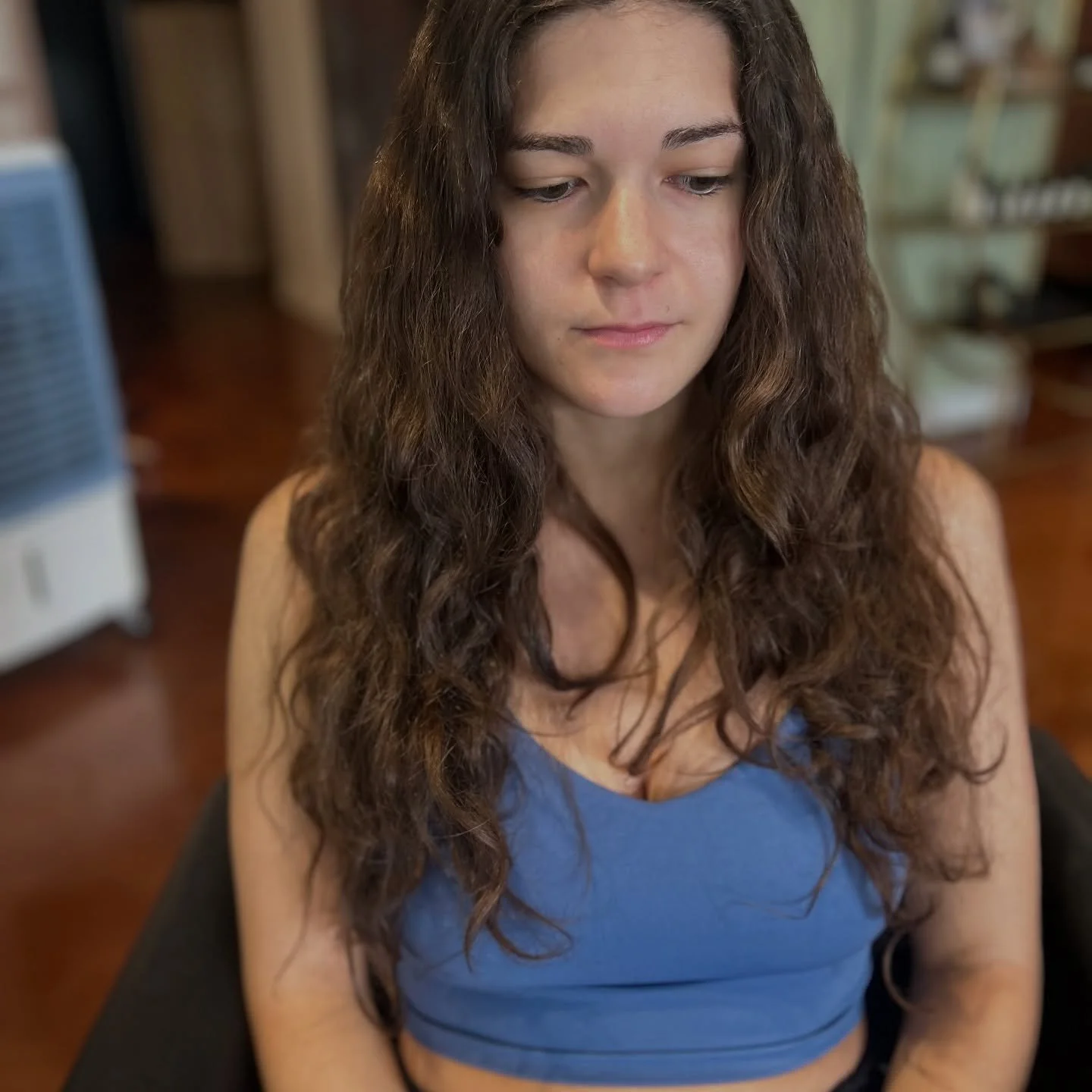 Why Coconut Oil is Bad for your Hair! 
🥥🥥🥥🥥
This sweet girl came in with lifeless, frizzy, dull curls and didn&rsquo;t understand what was causing these issues. We took one look at the ingredients in her current shampoo and we knew exactly what w