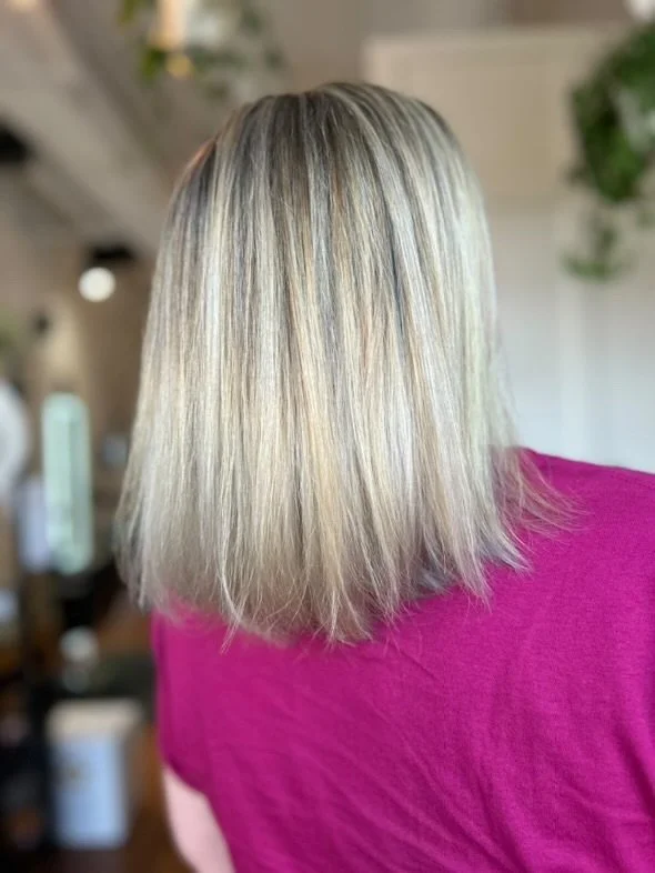 Color correction: From boy dye disaster, to Organic Platinum masterpiece, in 3 sessions
.
.
.
#hairtransformation #beforeandafter #boxdyedisaster
