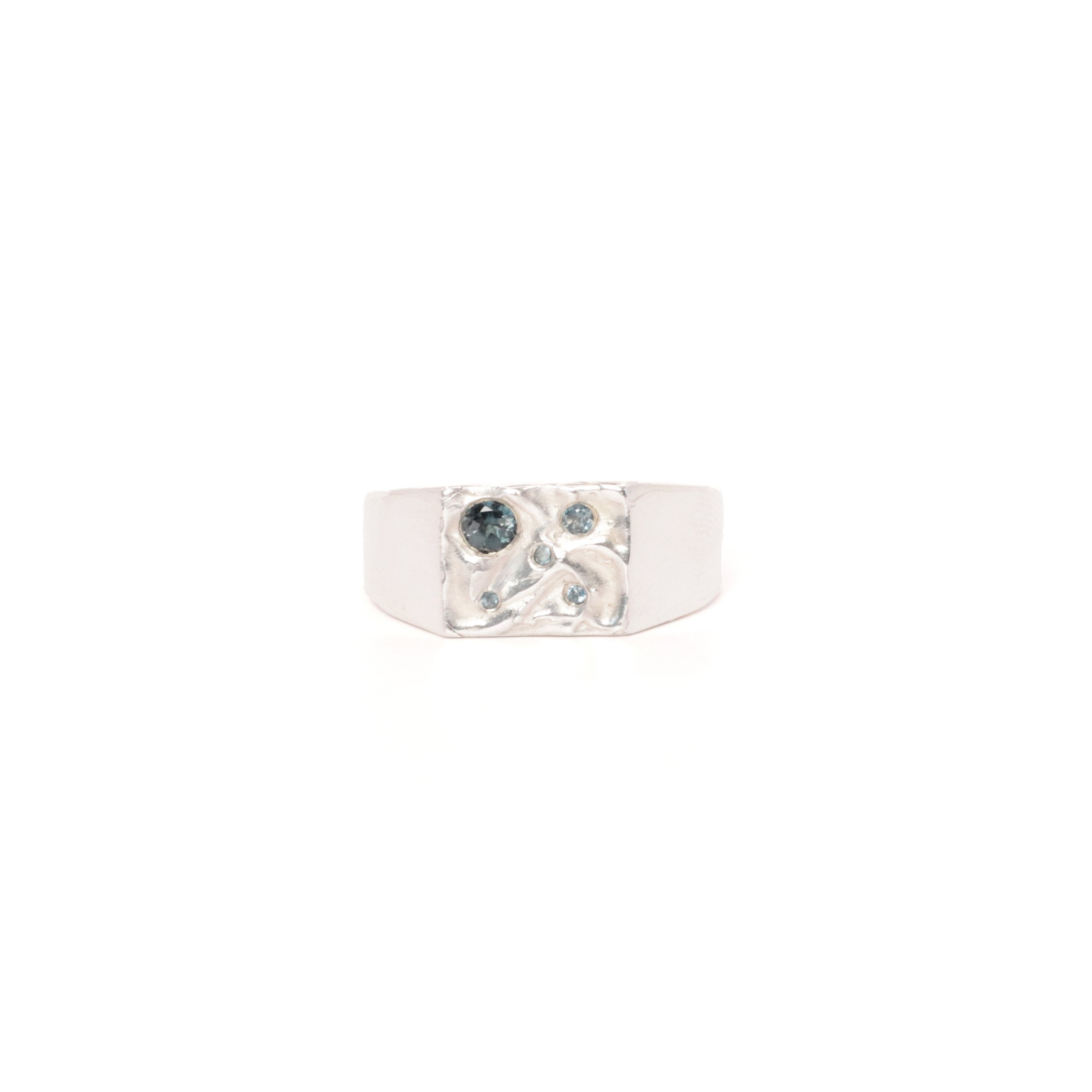 SILVER STONE SIGNET front.jpg