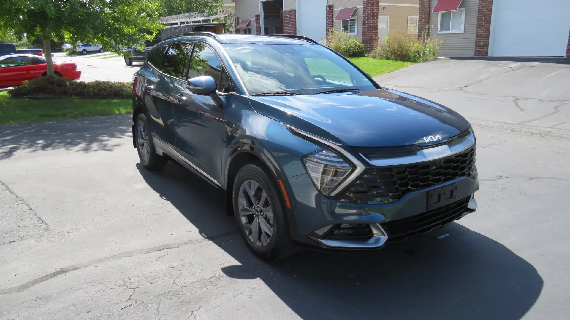 2025 Kia Sportage received a one step polish and C6 Hydro ceramic coating.