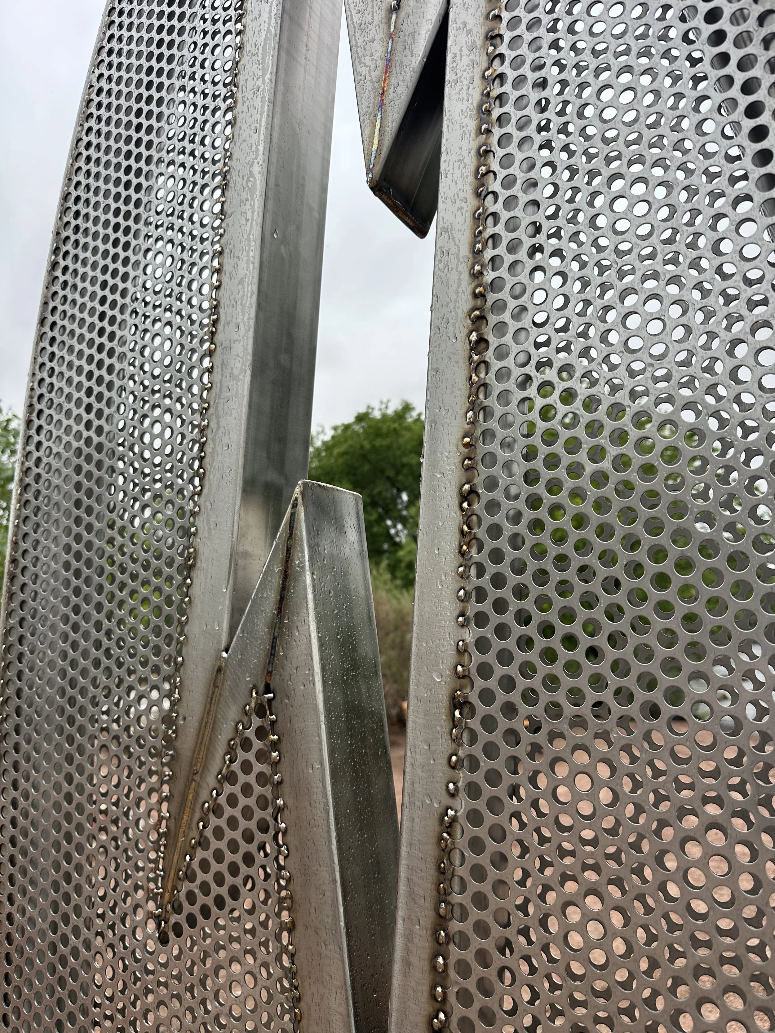 Detain of the Surfboard after a light rain