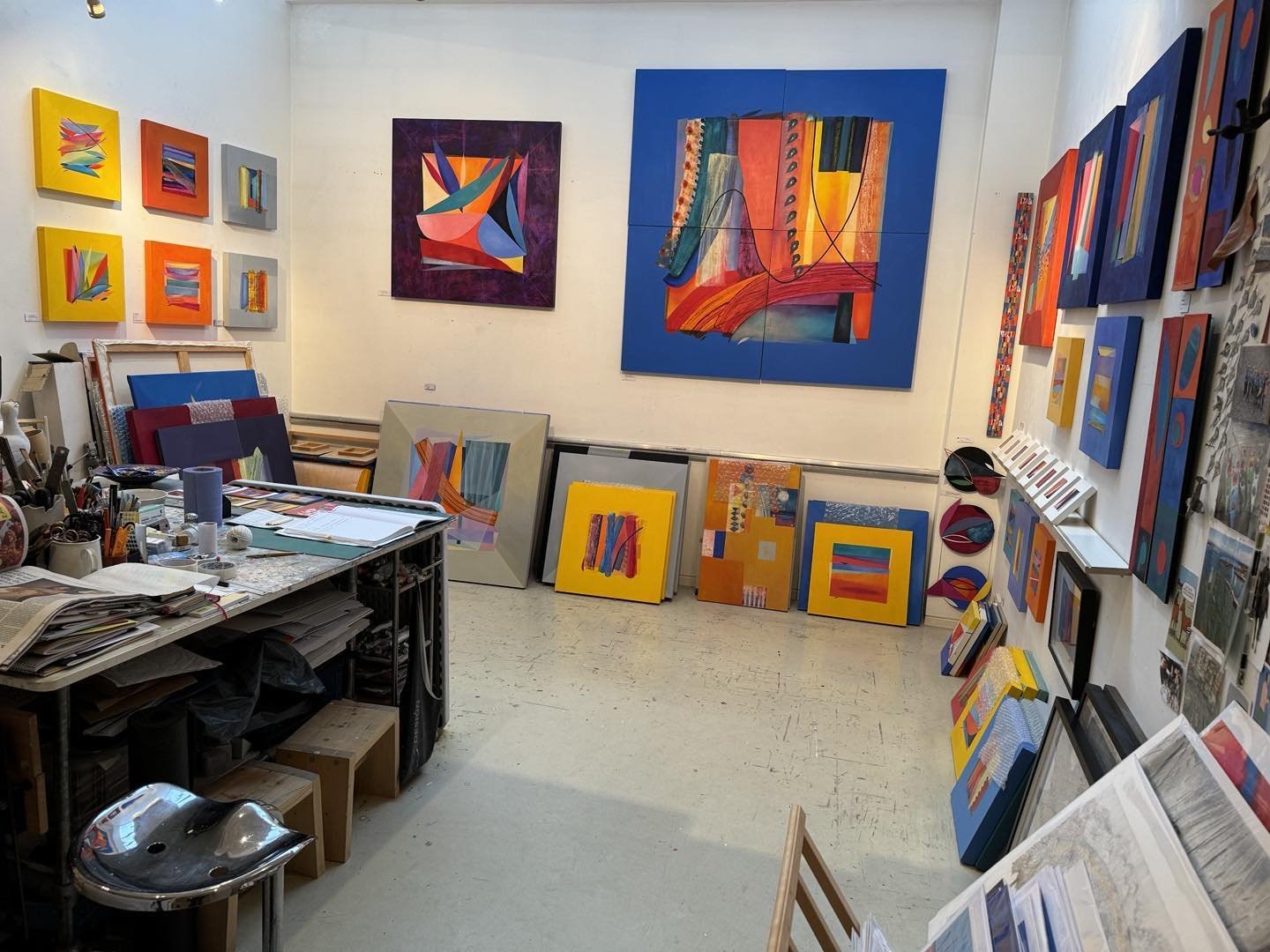 A little bit of colour on a grey day @ Havelock Walk Winter Weekend - with many more studios to see today 11-6pm