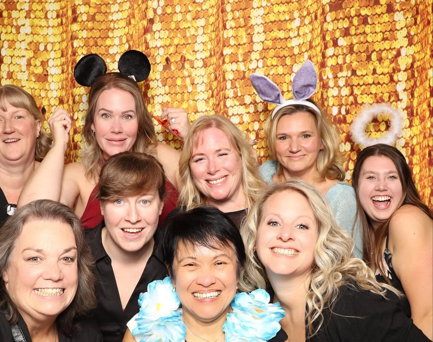 Costco Christmas Party 2️⃣0️⃣2️⃣4️⃣ ✨

Thank you for trusting Kooyah Photobooth to be part of your Christmas party. It was an honor to contribute to such a festive and joyful event.

We truly appreciate the opportunity to work with you and hope every