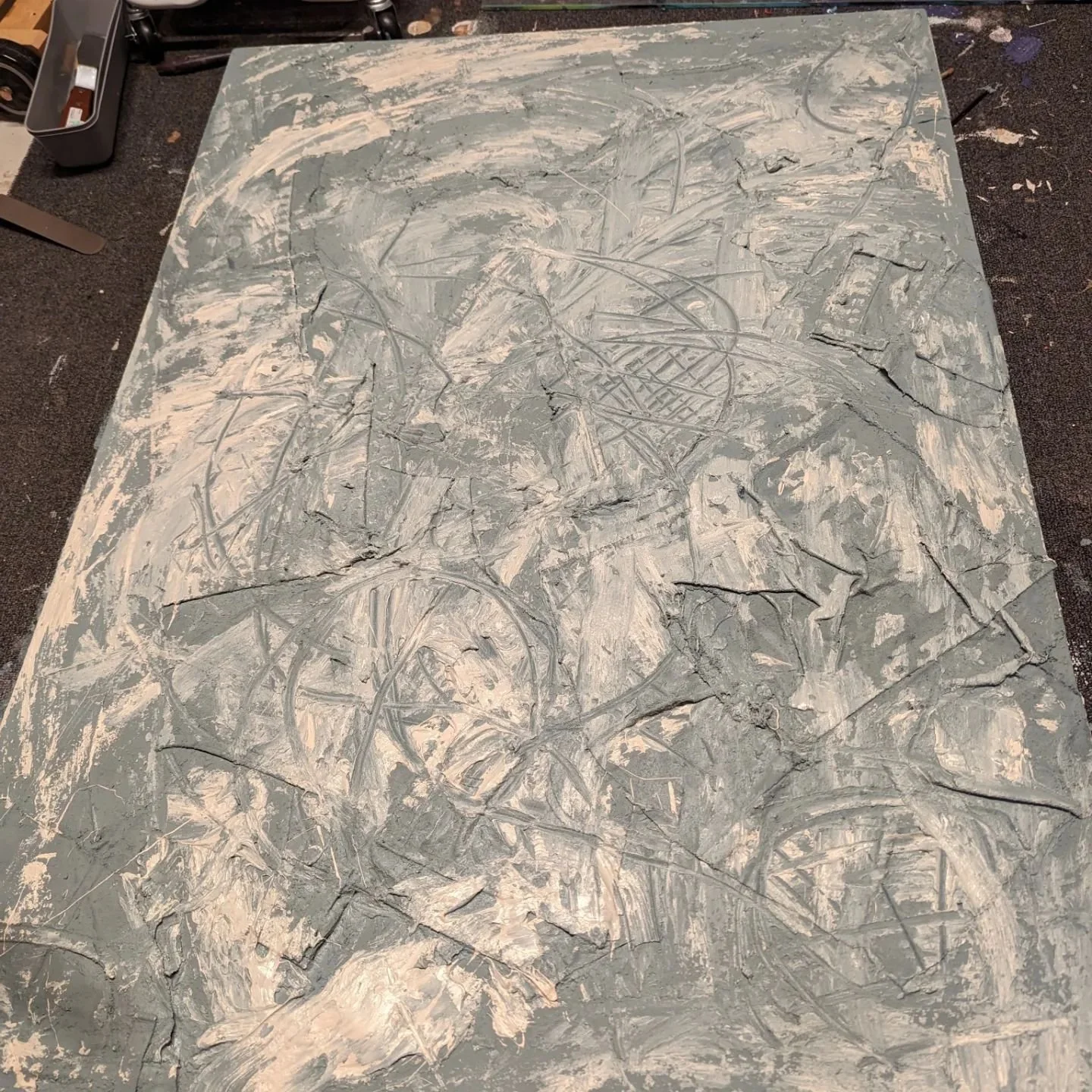 Latest commission: Swipe left to see the process and new layers.

Lot of texture here. Once the color and finishing paint goes on, that underlayment can tell its own story. 🎨✨ This large abstract piece on stretched canvas allowed me to explore vario