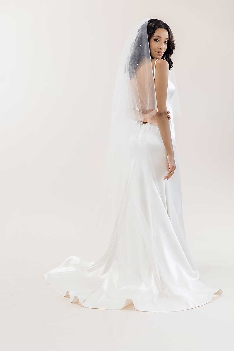 Alayna-Pearl-Cathedral-Veil-Full-Laura-Jayne-VE0091-2x3_800x.jpeg