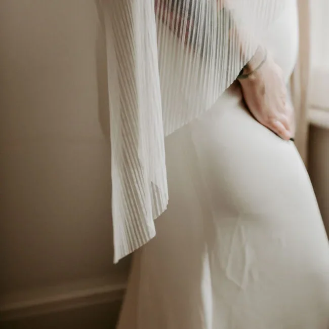 Ruffled-Rose-Veils-Canadian-bridal-veil-designer-handmade-bridal-veils-Pleatedfingertip7-650x650.jpg.webp