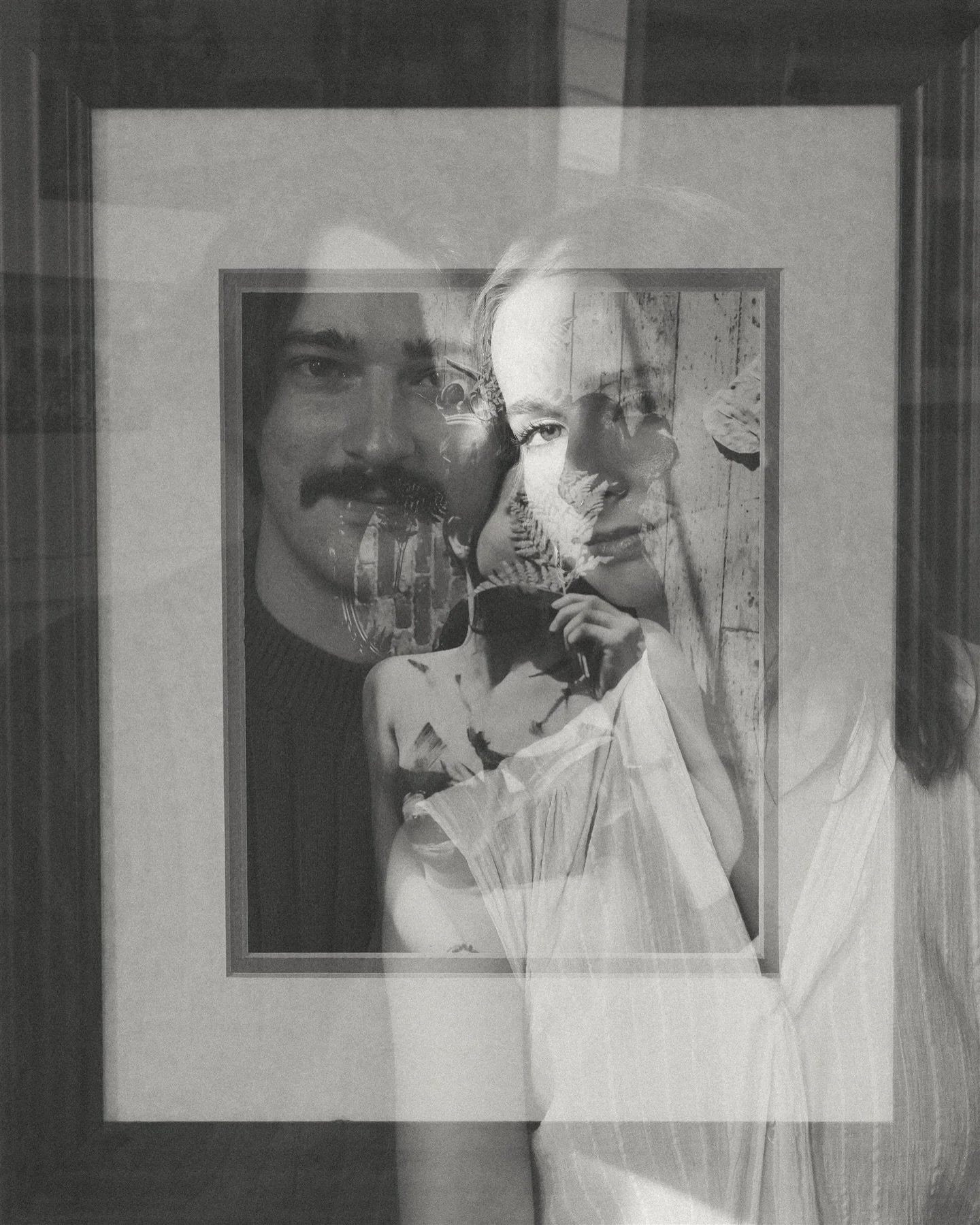 Photos means so much when taken where you&rsquo;re most comfortable. That way they wholly look and feel like you! Morgan and Connor, thank you for having me in your home! Felt so inspired by your space, that my next week was spent exclusively on FB m