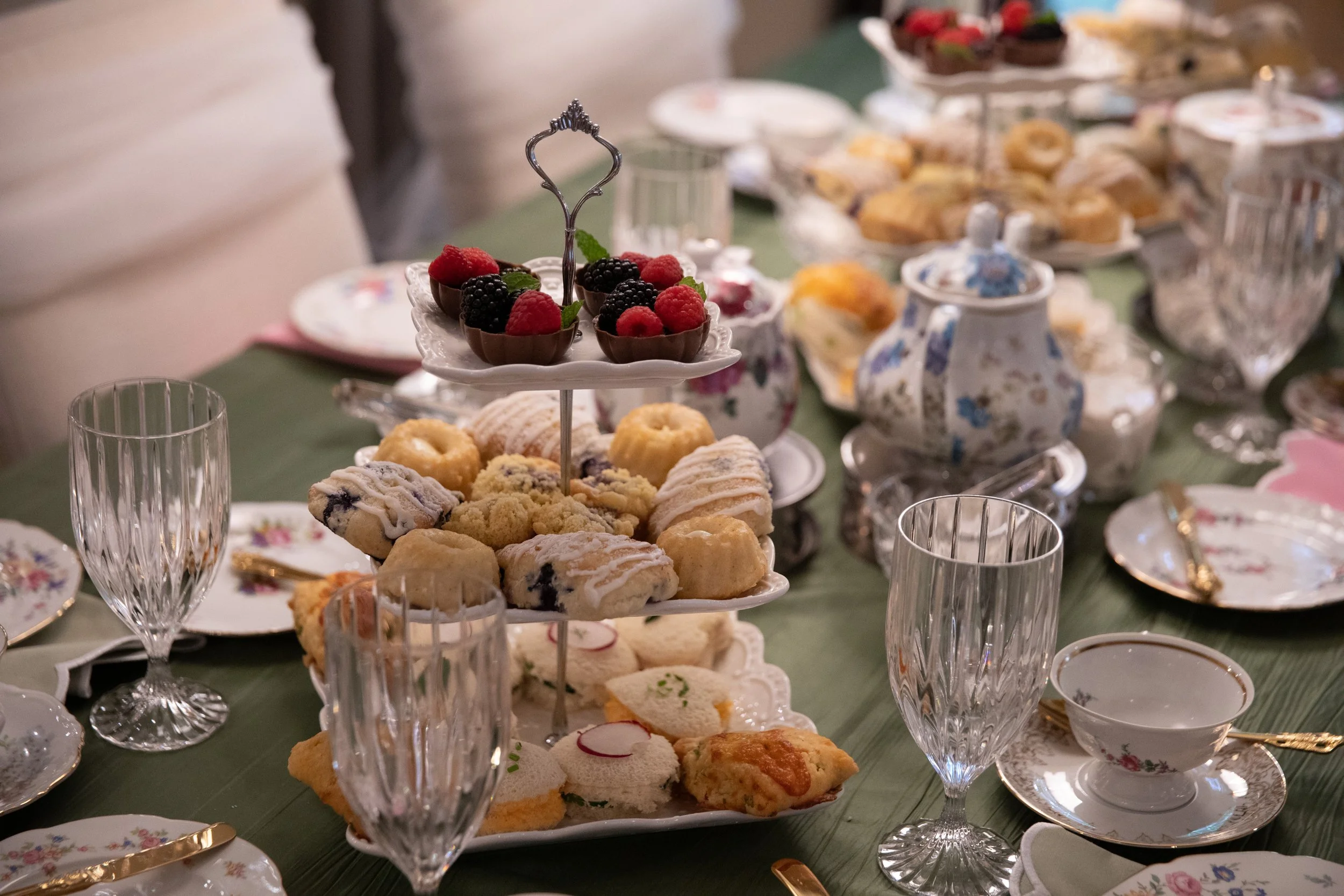 vintage fine china plates, full tea service, glassware, flatware, table accessories and serving rental