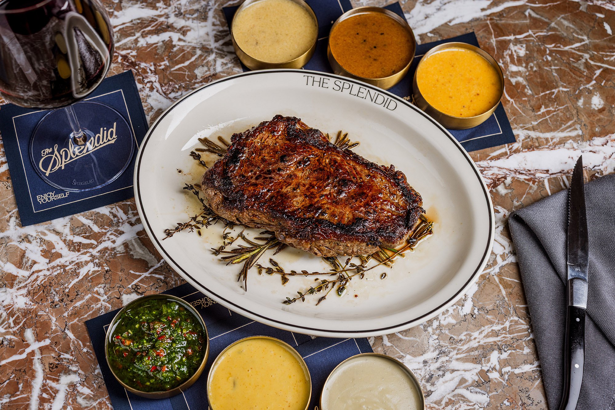 The Splendid steak with accessories