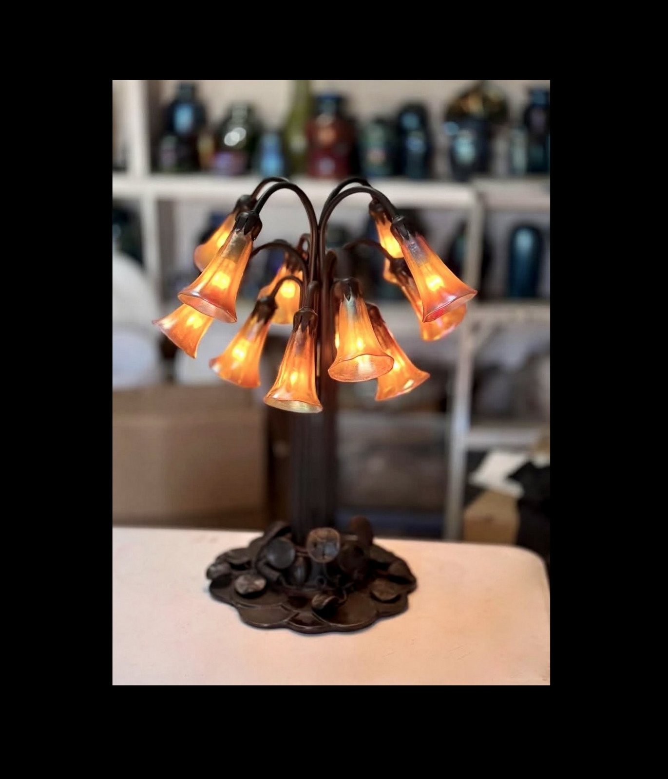 Exquisite 1990 Santa Barbara Studios Twelve-Light Lily Lamp, Featuring Handcrafted Floral Motif
