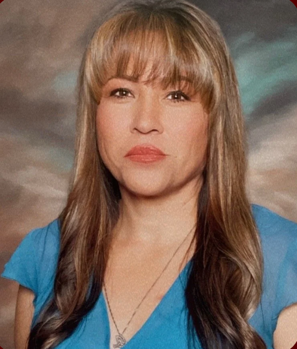  Christina De La Cruz