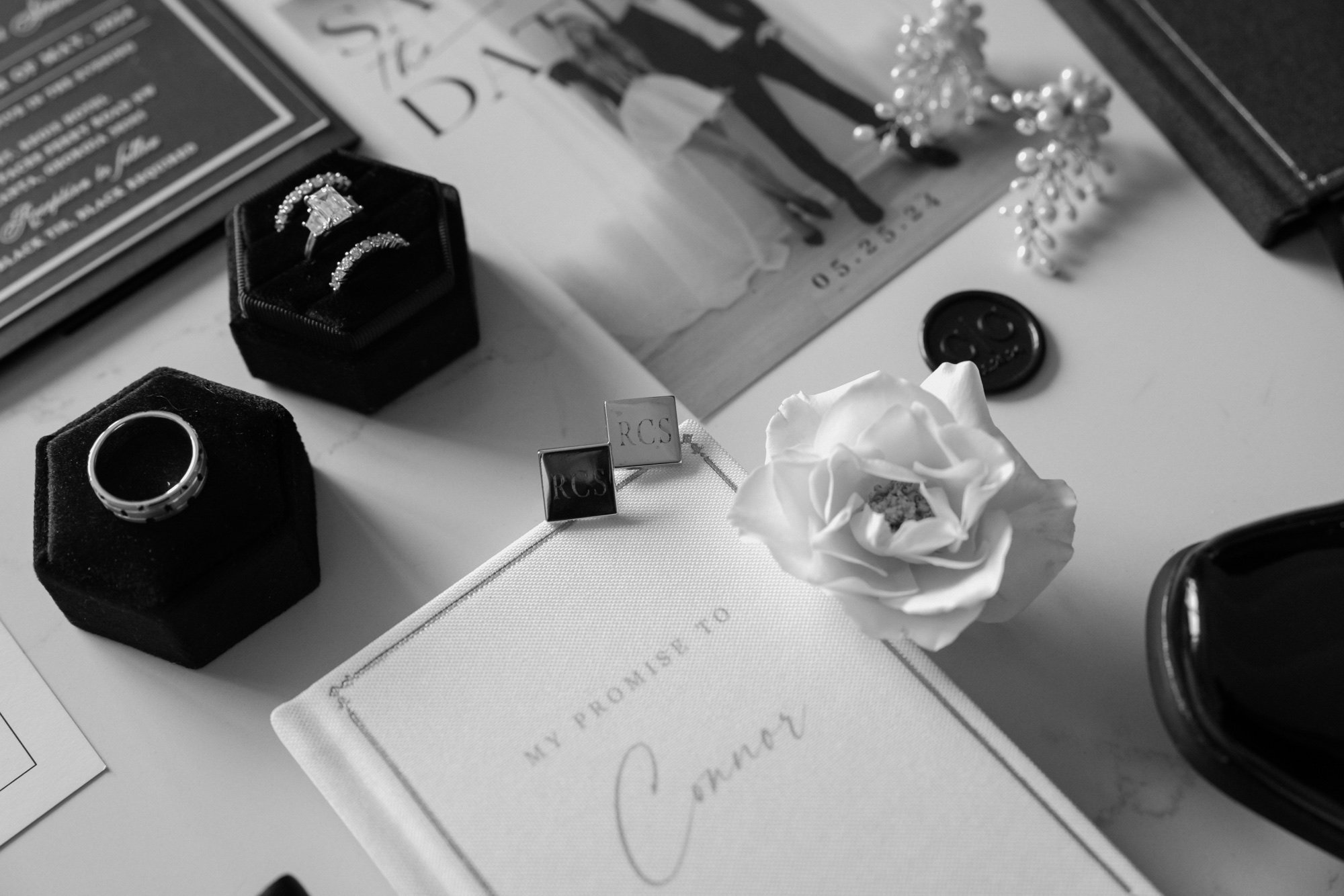 black and white wedding invitation suite