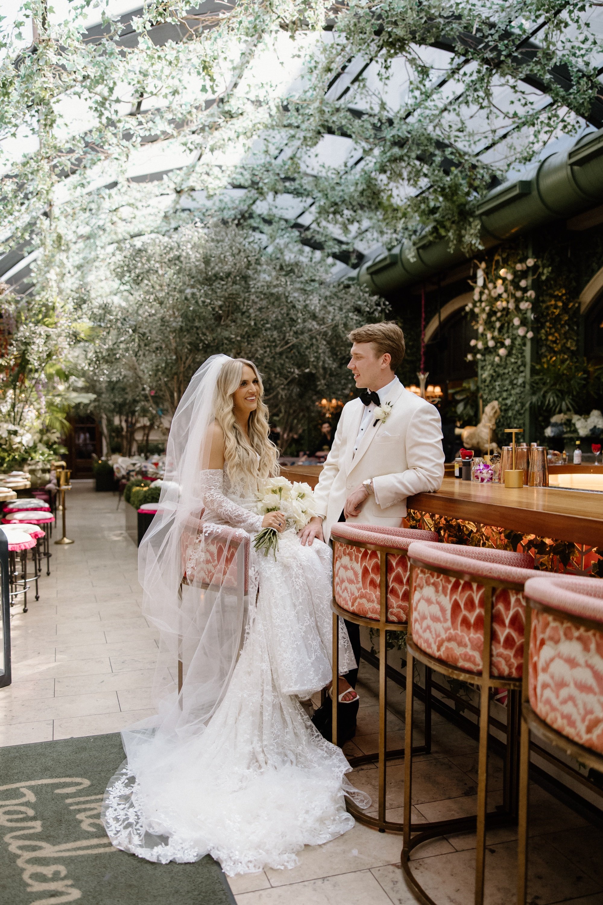 031luxury-wedding-at-st-regis-hotel-atlanta.jpg