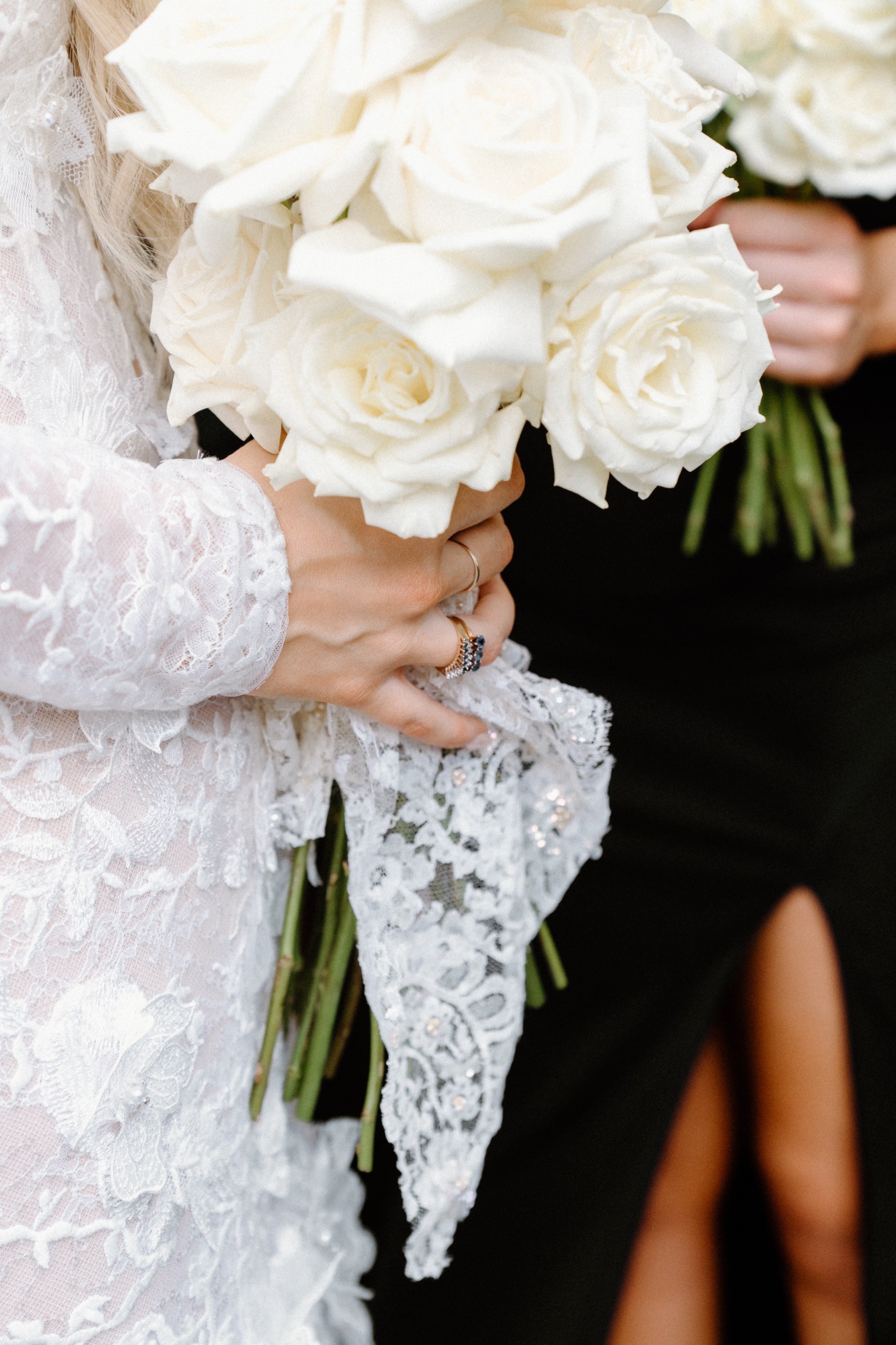 white bridal bouquet