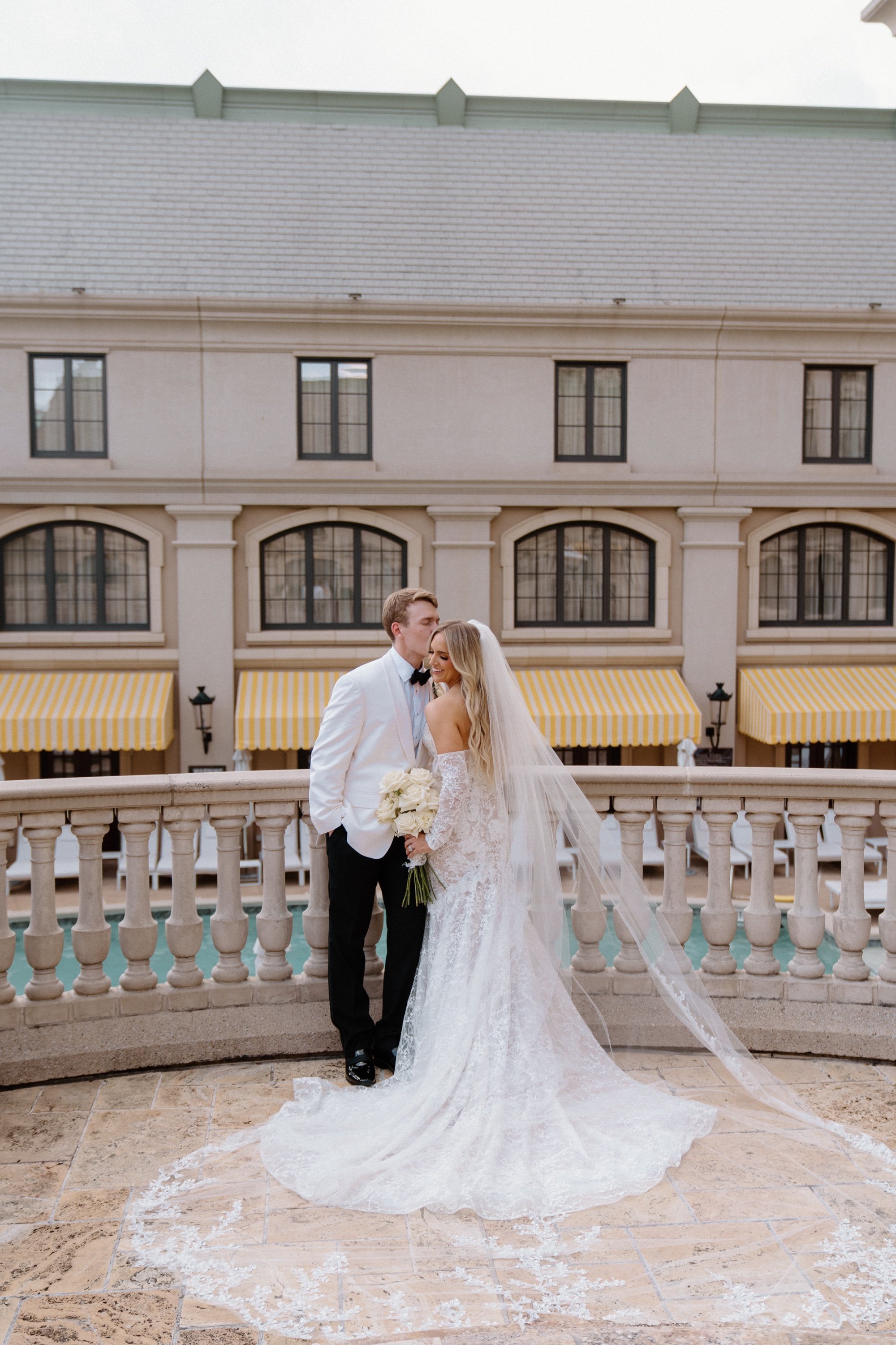 068luxury-wedding-at-st-regis-hotel-atlanta.jpg