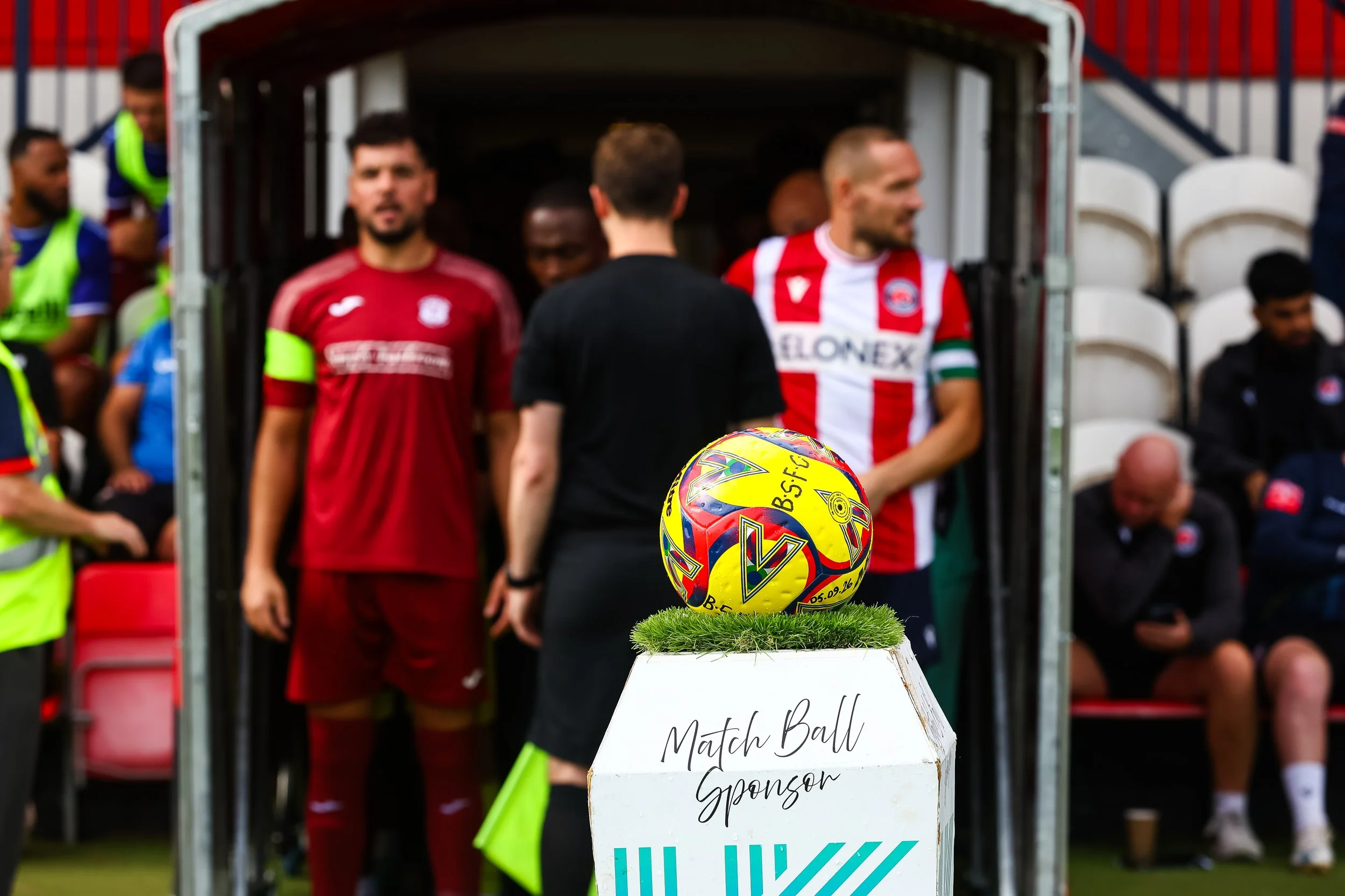 260905 Bromsgrove 2-0 NTFC MD-43.jpg