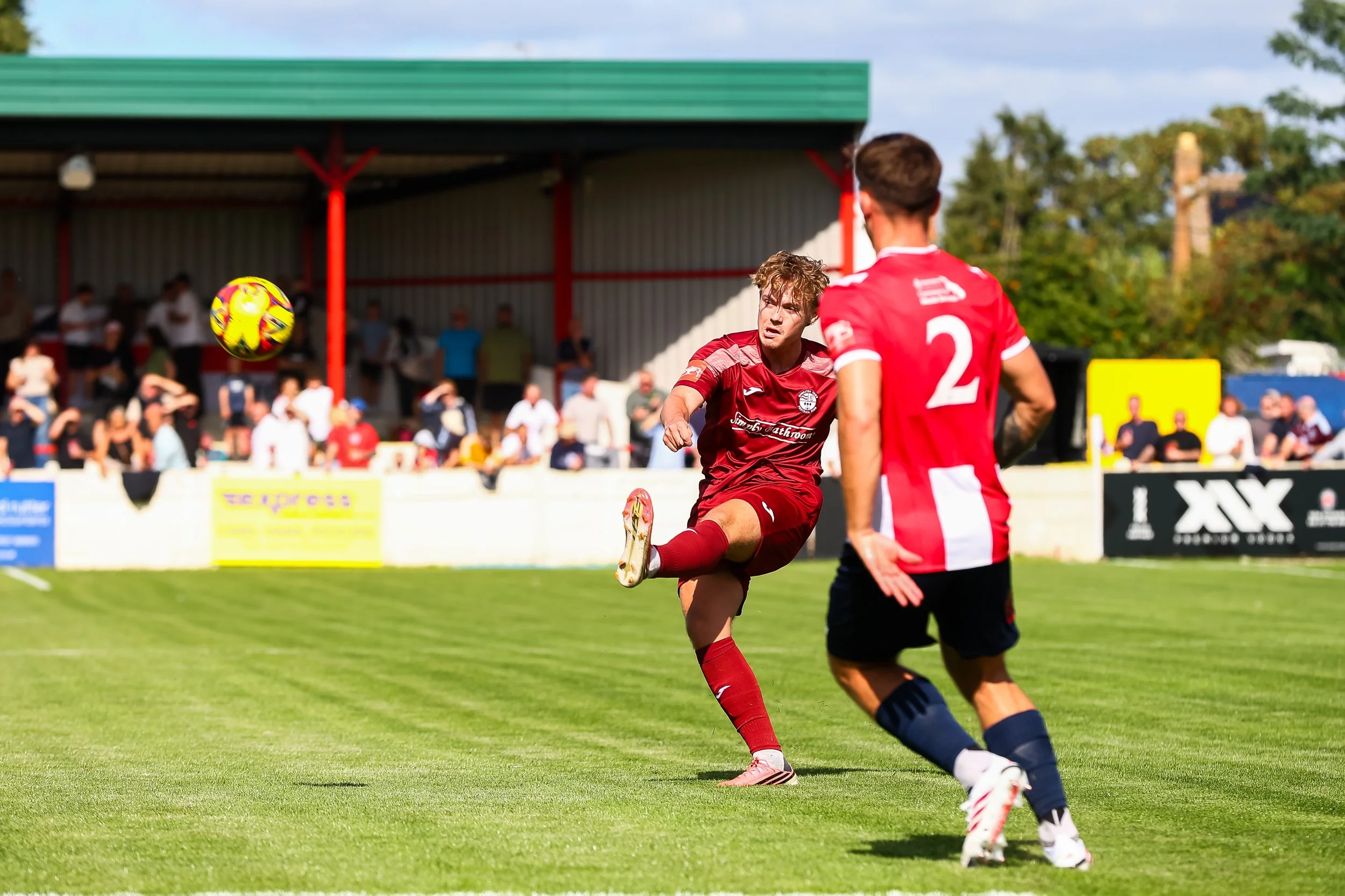 260905 Bromsgrove 2-0 NTFC MD-70.jpg