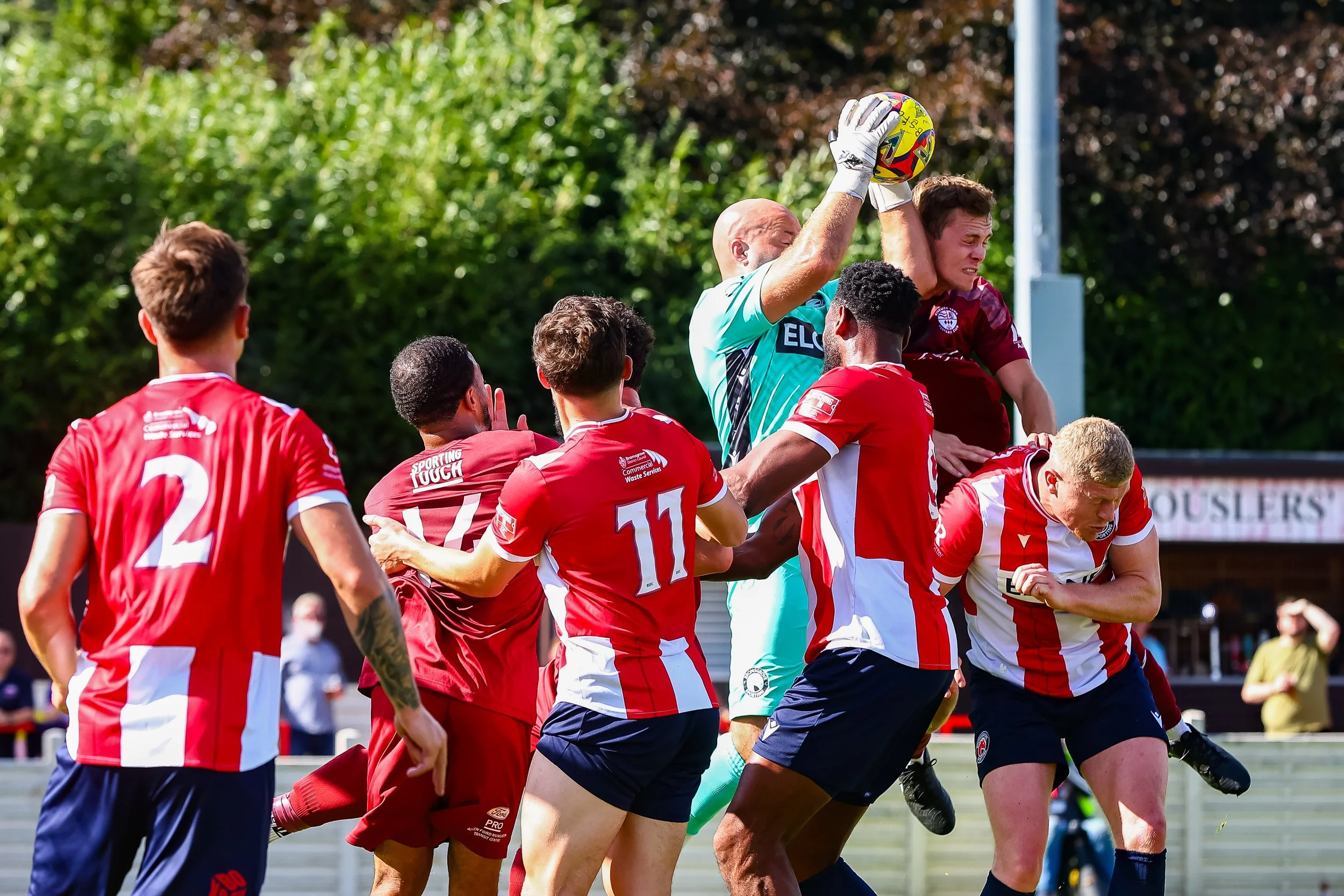 260905 Bromsgrove 2-0 NTFC MD-78.jpg