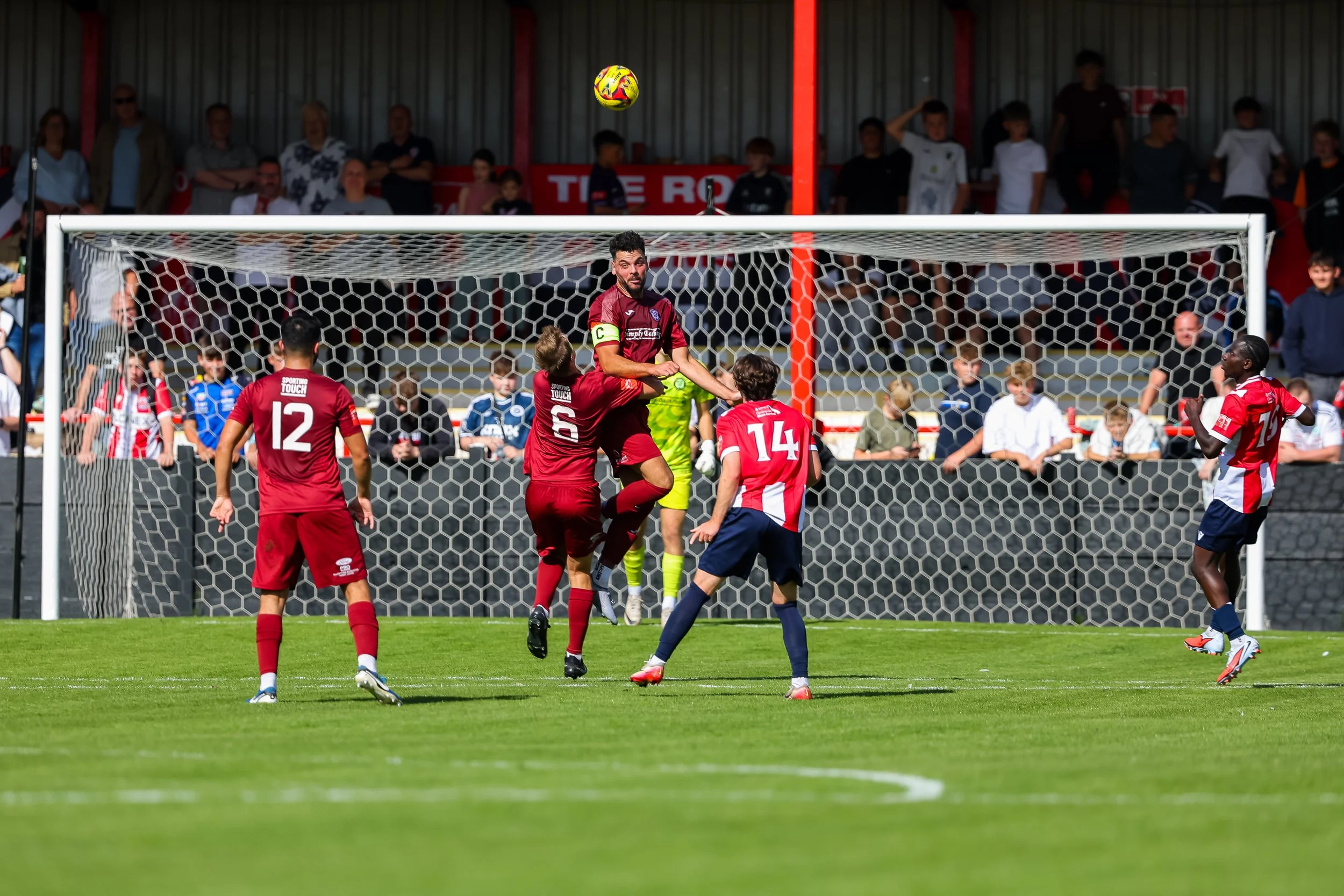 260905 Bromsgrove 2-0 NTFC MD-80.jpg
