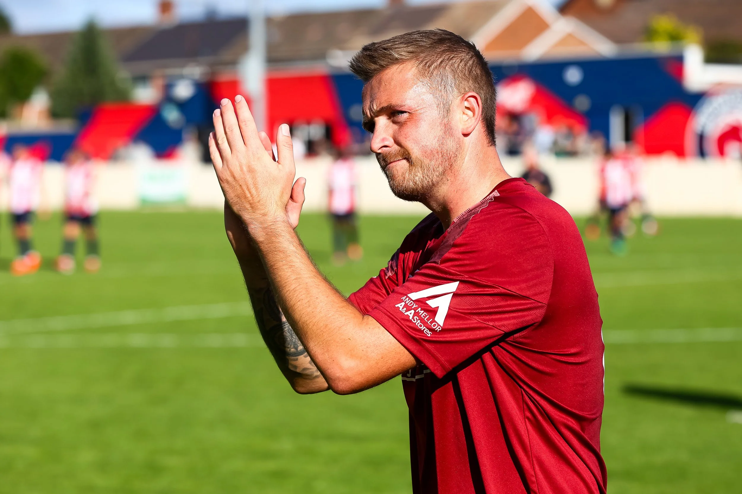 260905 Bromsgrove 2-0 NTFC MD-93.jpg