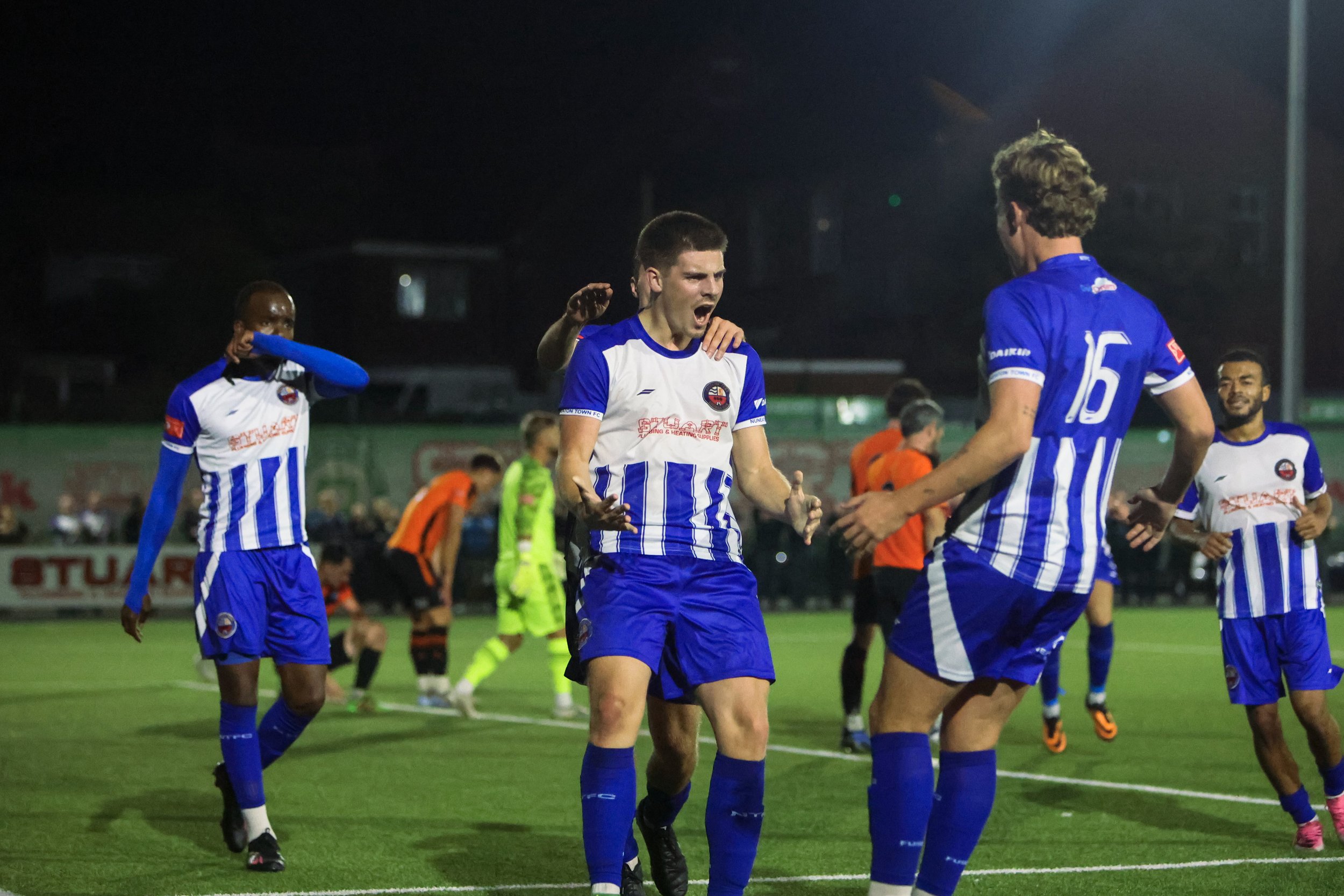 Double Match report: Town graduate over Scholars and Boss Boston to move into the top 3