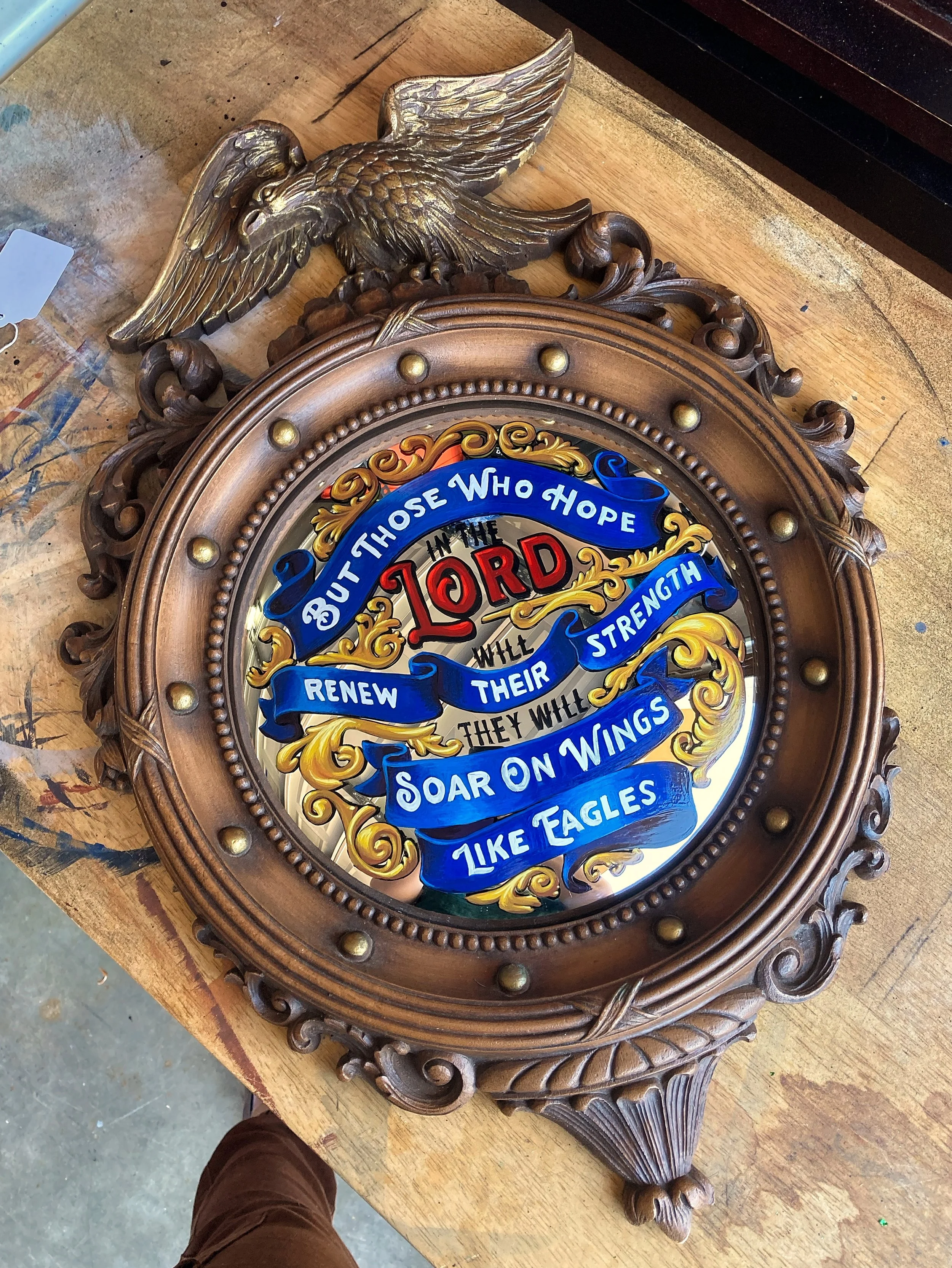 Federalist Mirror Hand-Painted by (c) Shelly Metzger @TheArtisanAcorn @AcornMurals #AcornMurals Fine art, sign painting, vintage, retro, scrolls