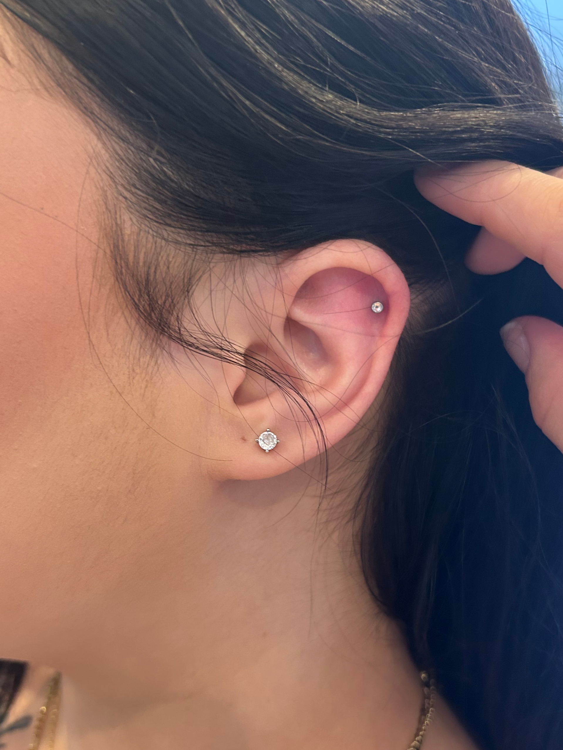 Helix piercing