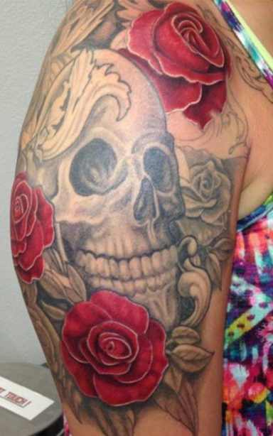 skull and roses tattoo done by a Redding tattoo artist