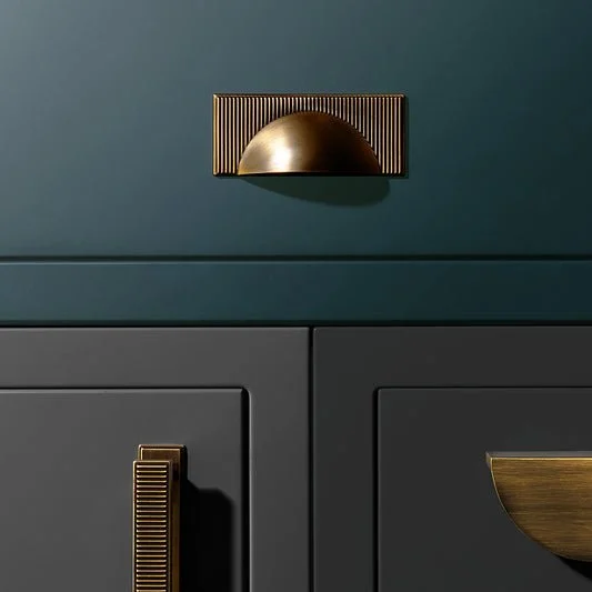 Ages Bras Barrington Cup Handle