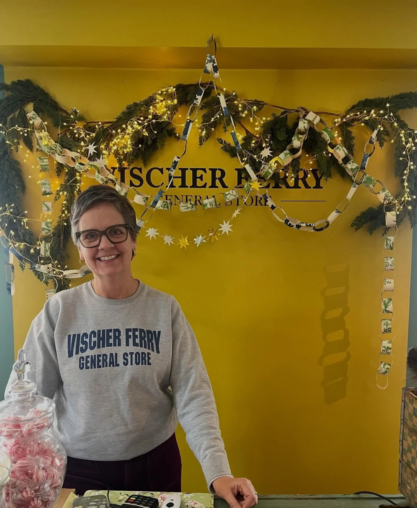 Congratulations to @vischerferrygeneralstore on their 10th anniversary! This inspiring small business in the quaint hamlet of Vischer Ferry has been welcoming patrons into their warm community atmosphere for one delicious decade. We love visiting for