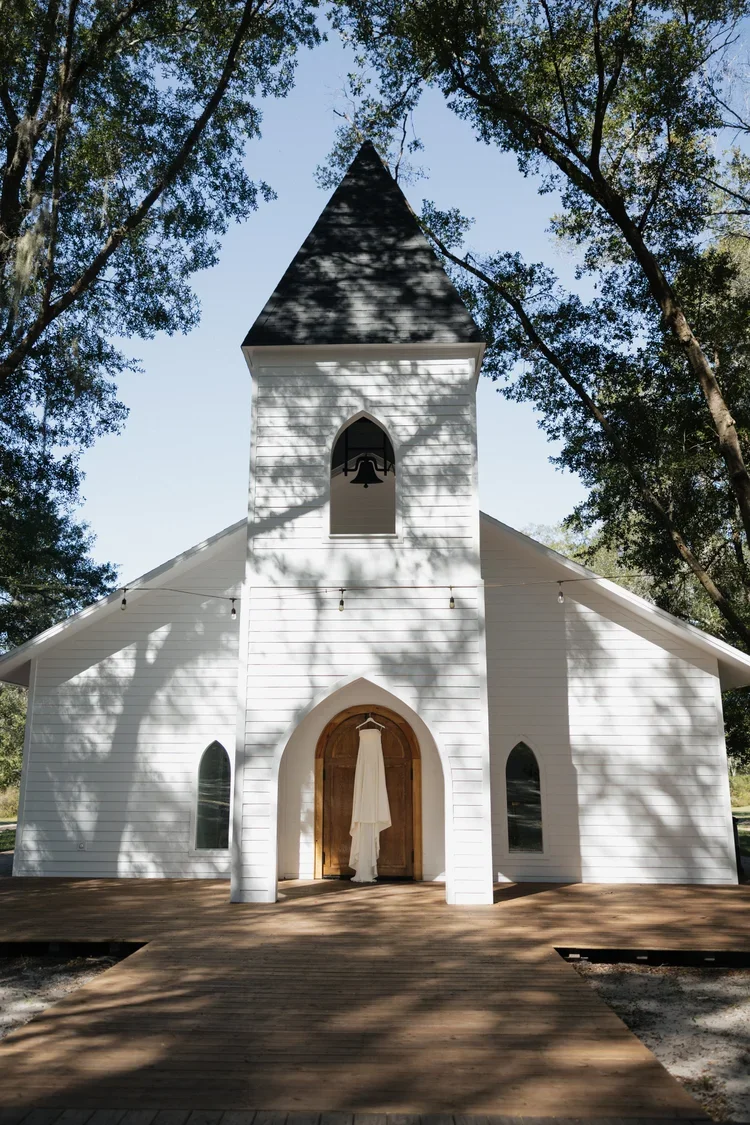 What Makes Esme Lane Chapel at The Whitewood Ranch a Meaningful Ceremony Space