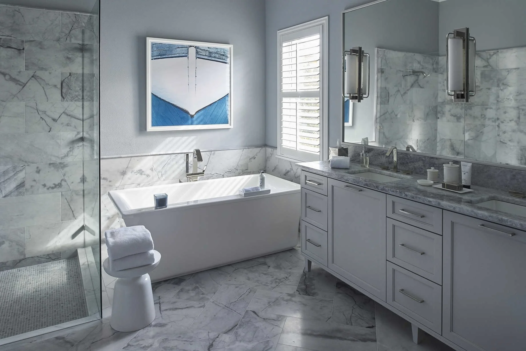 8. Lakeland_guest_bathroom.jpg