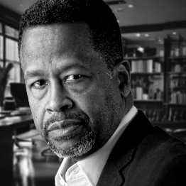 Hakim Dyer, strategic advisor for capital fluency and operational command for high-performance CEOs.