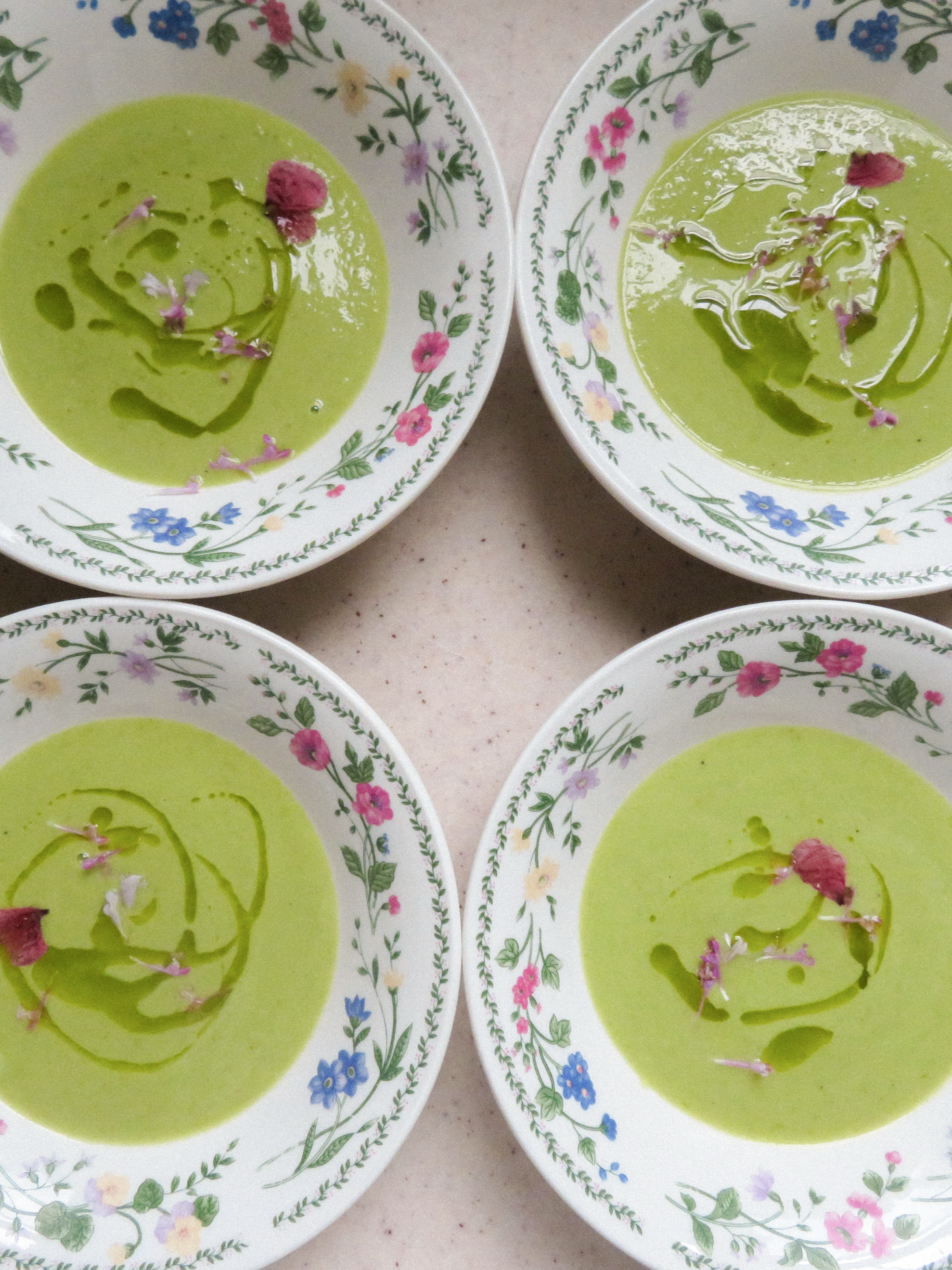 SOUP 01 // Spring Green Pea Soup