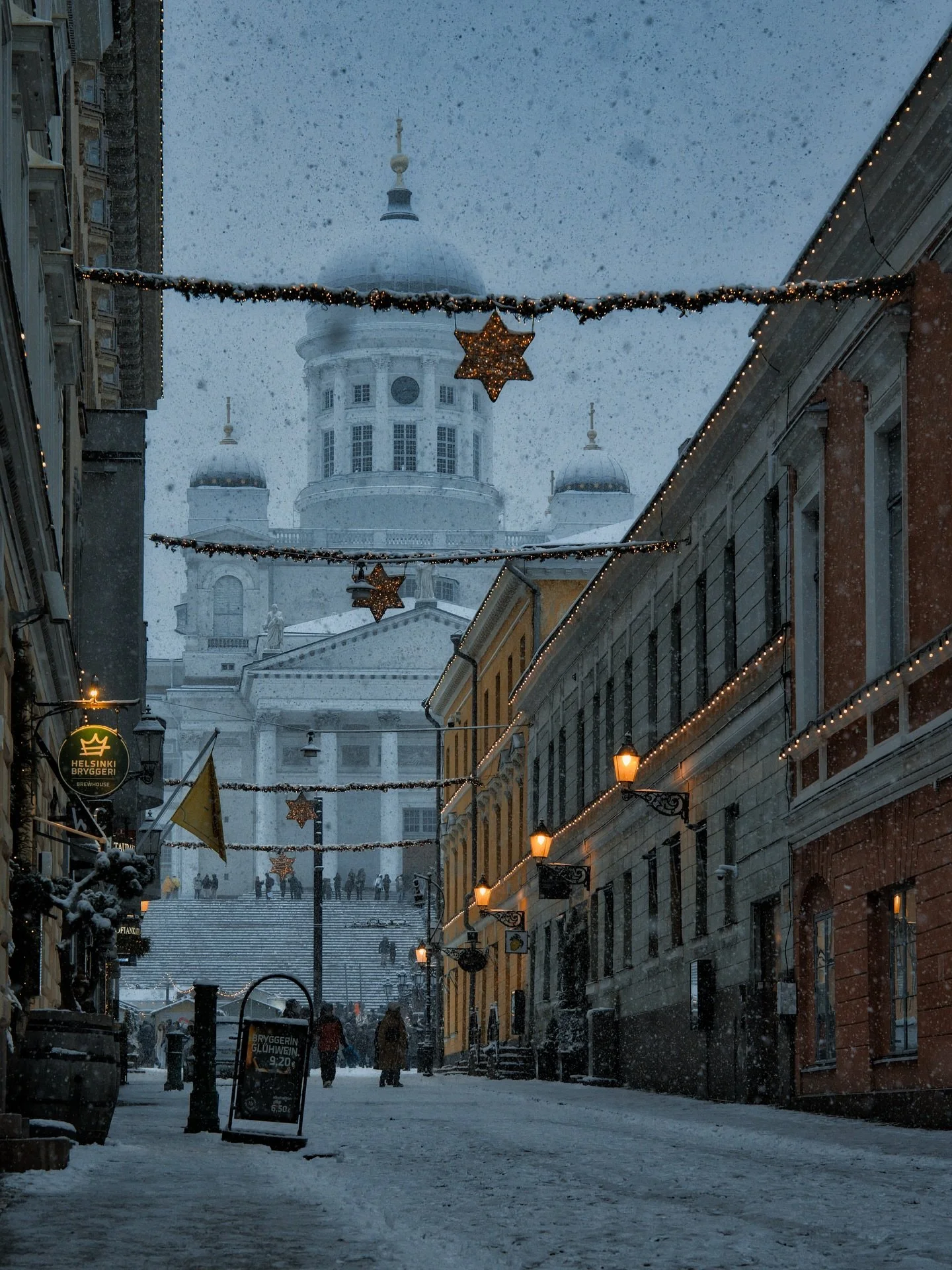📍 Helsinki, Finland

Today a photo from last Winter when I visited Helsinki.

In the frame the view of the Helsinki Cathedral or the Finnish Evangelical Lutheran cathedral of the Diocese of Helsinki, located in the neighborhood of Kruununhaka in the