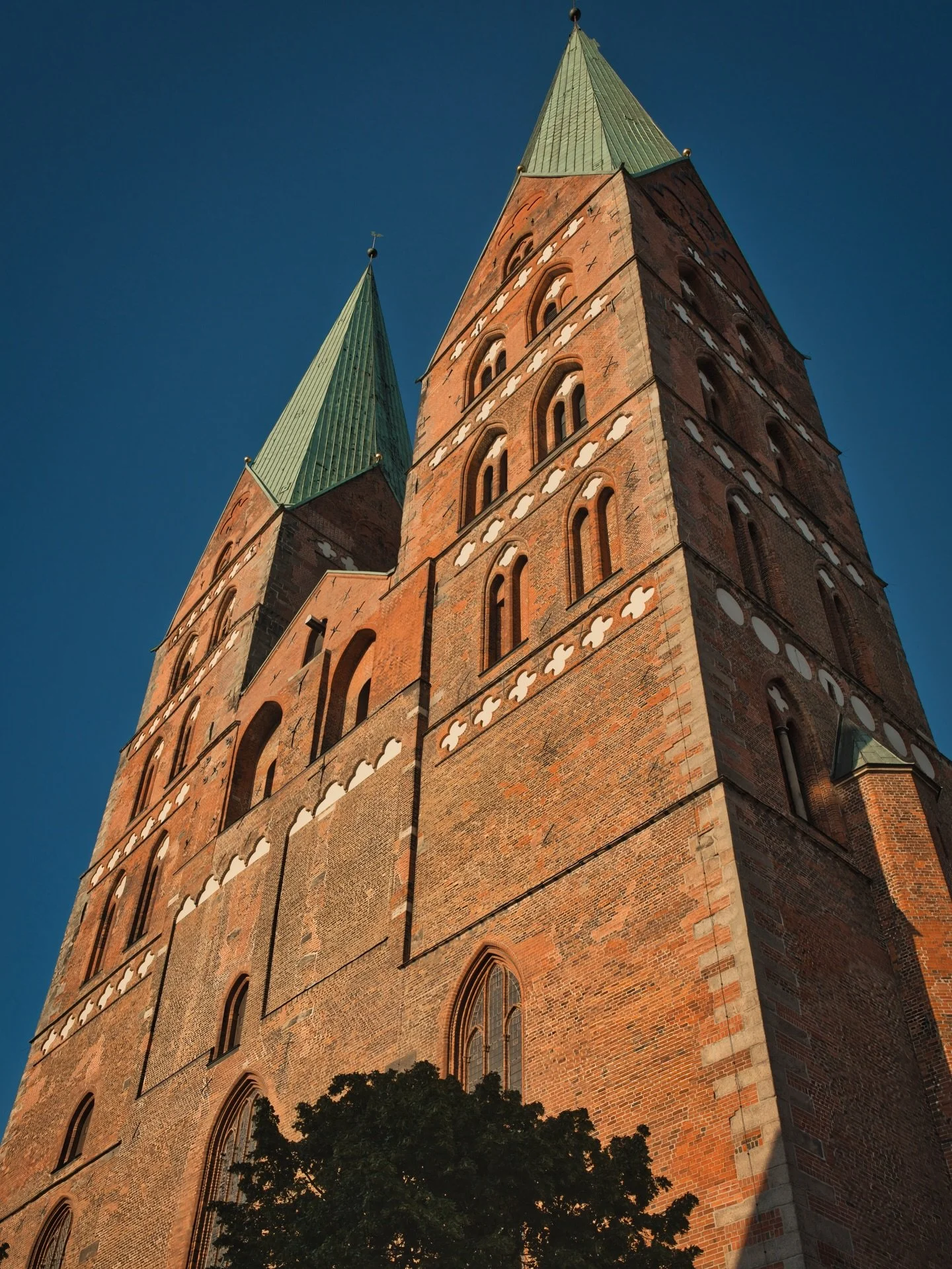 📍 L&uuml;beck, Schleswig-Holstein, Germany 

Today some photos of the St. Mary&rsquo;s Church (Marienkirche) in L&uuml;beck, Germany.

L&uuml;beck Marienkirche is a medieval basilica in the city centre of L&uuml;beck, Germany. Built between 1265 and
