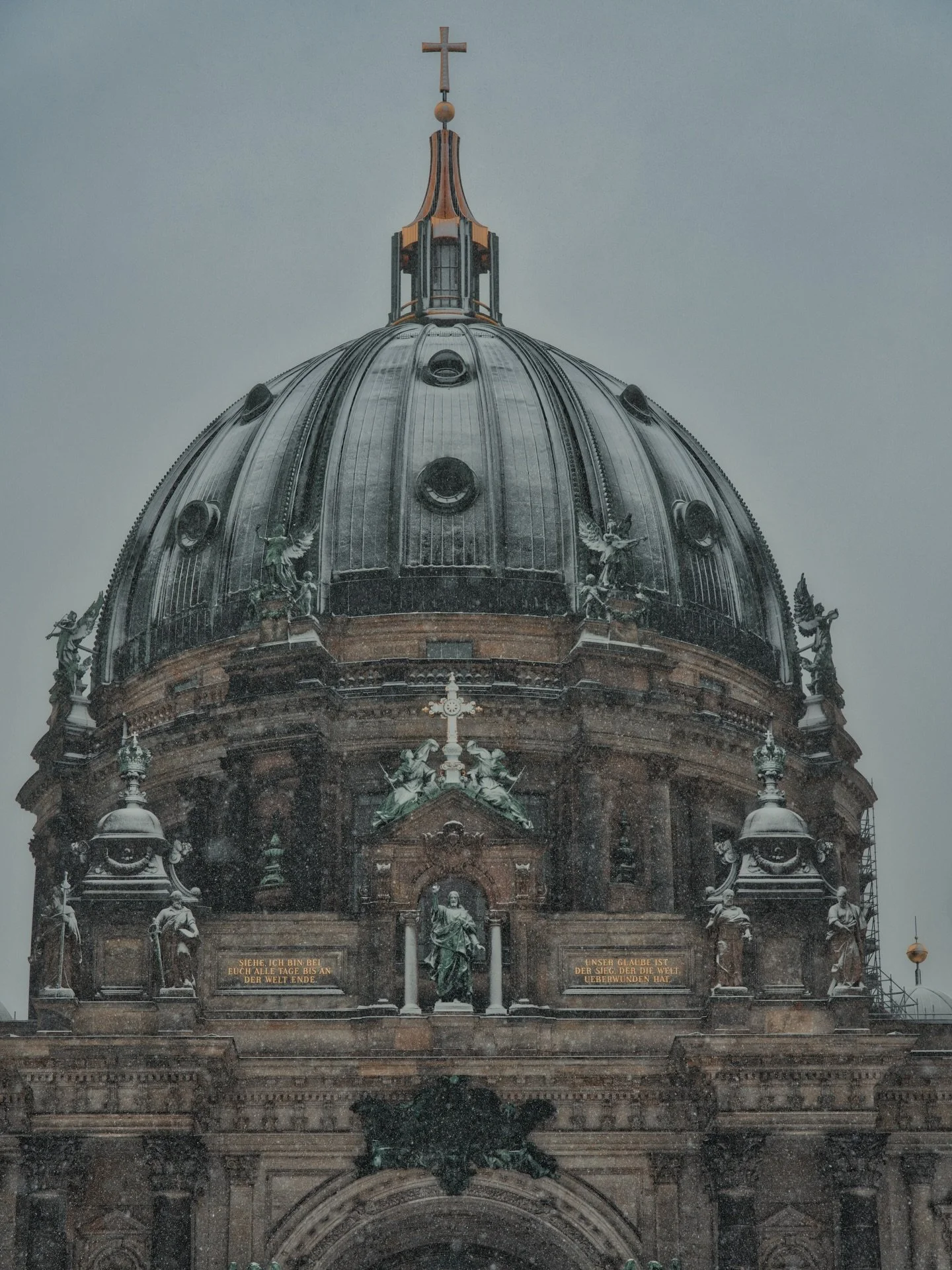 📍 Berlin, Germany 

Today was the last day of winter storm Goretti and Elli in Berlin so for today&rsquo;s post some photos of the snow in the city.

It doesn&rsquo;t snow very much in Berlin but sometimes it does and sometimes it doesn&rsquo;t. The